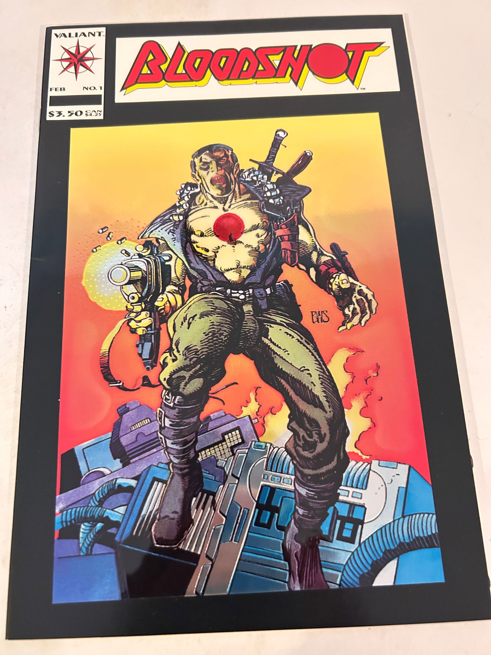 Vintage Comic Book Bloodshot # 1: Vintage Comic Book Bloodshot # 1 Please view all photos as they are part of the description and condition of this Item, Feel free to contact me with questions or picture requests! Used Item AS IS