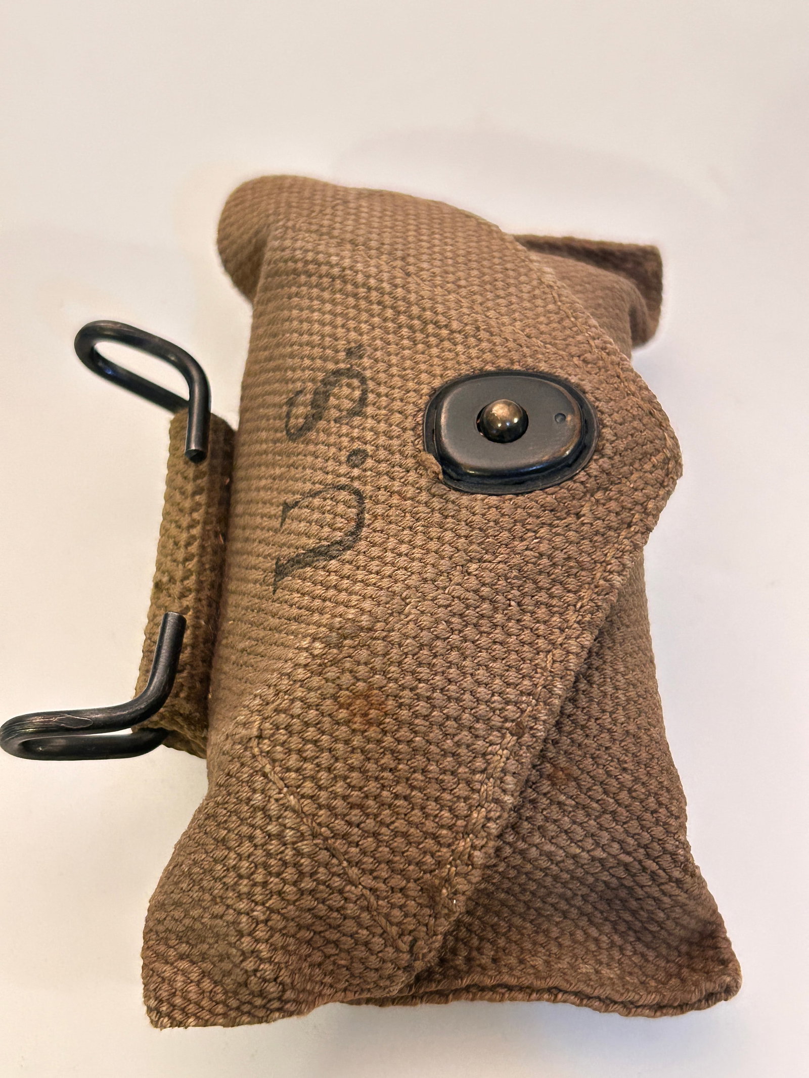 US Military Issue WW2 1942 Medical First Aid Kit Canvas Bandage Pouch W/Contents (1 of 8)