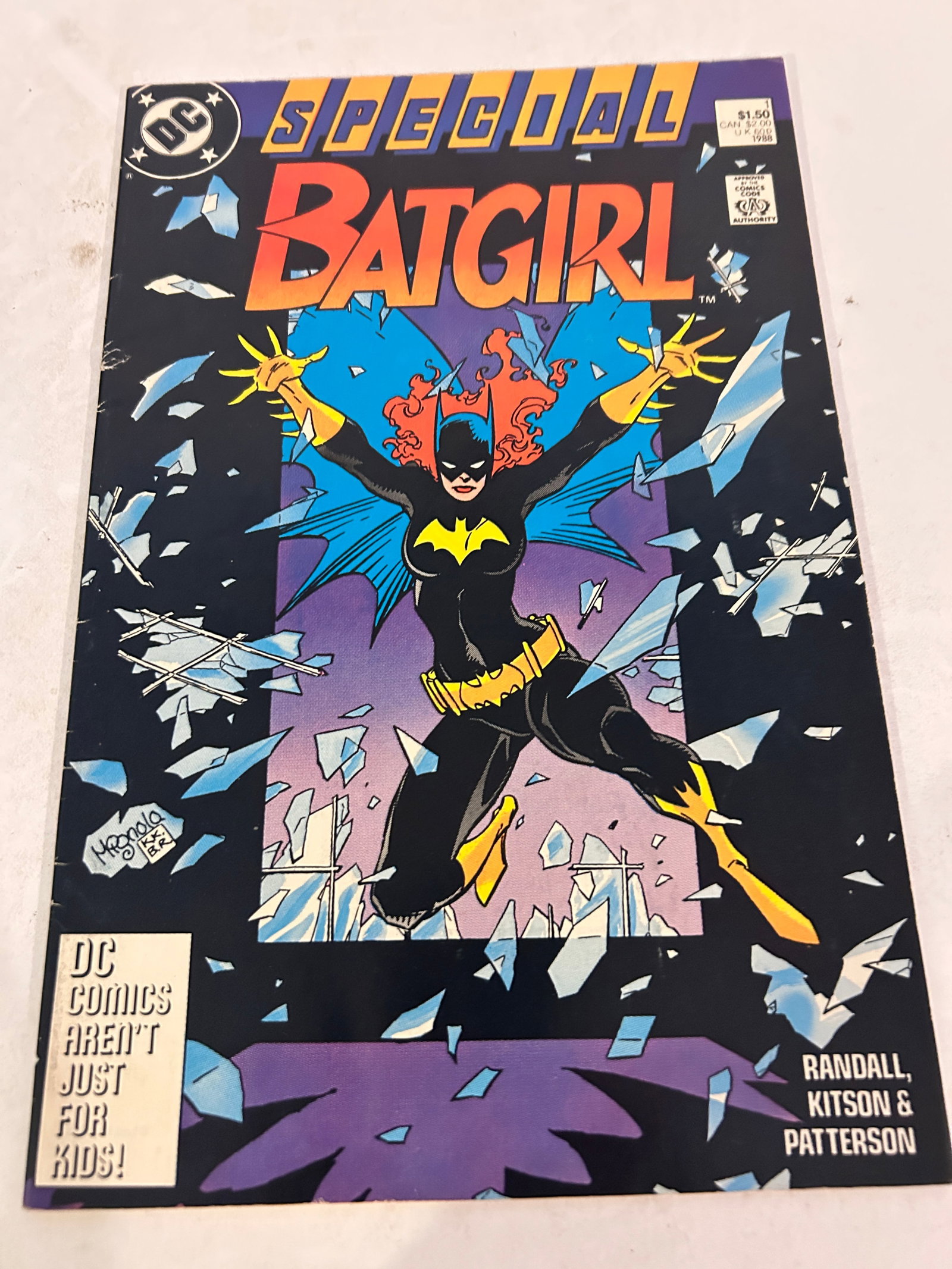 Vintage Comic Book Special Batgirl # 1 (1 of 2)