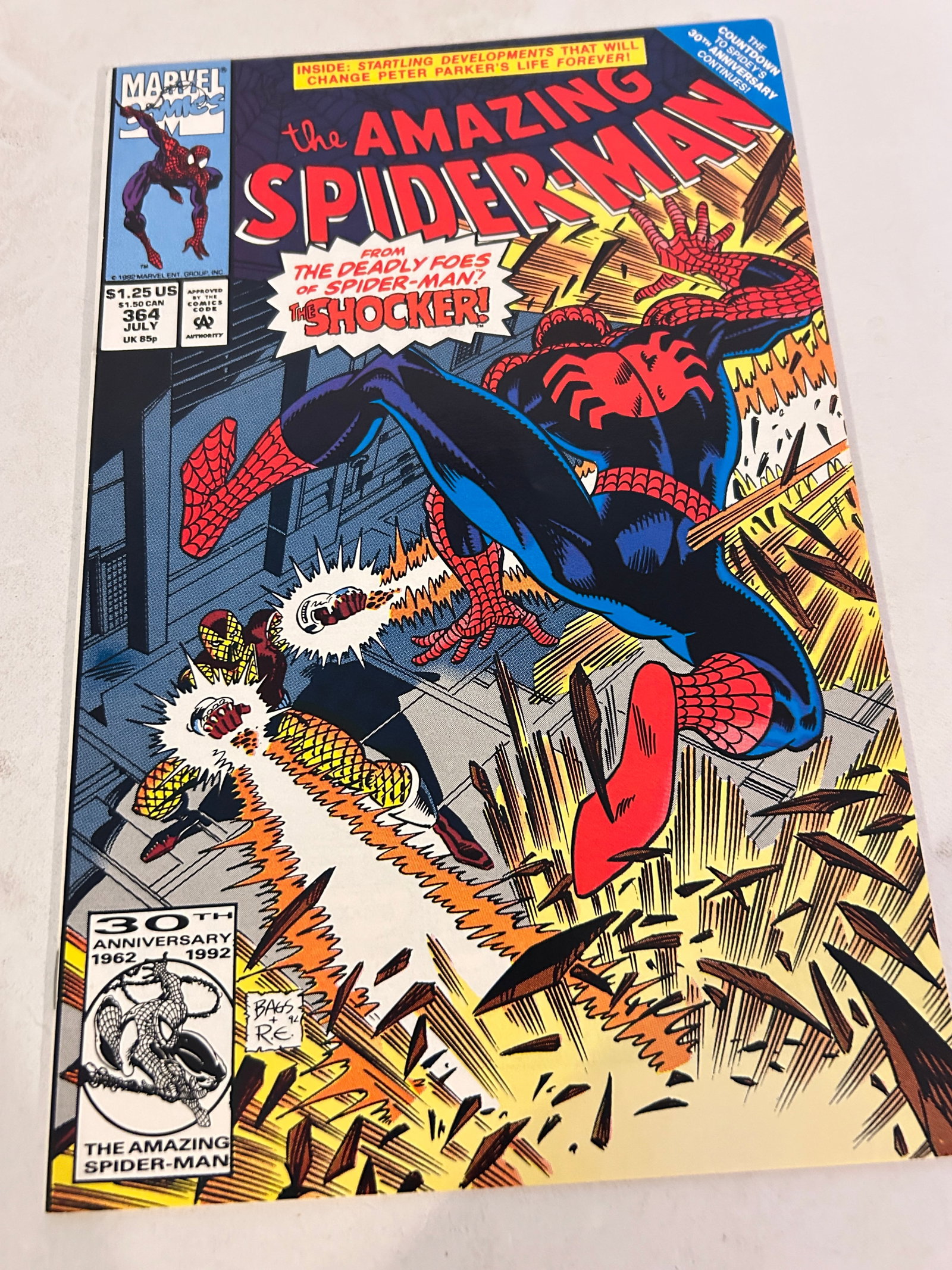 Vintage Comic Book The Amazing Spider-Man # 364 (1 of 2)