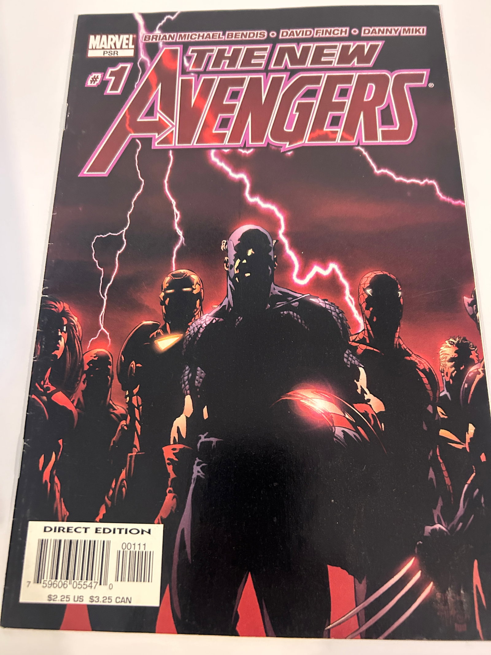 Vintage Comic Book The New Avengers # 1 (1 of 2)