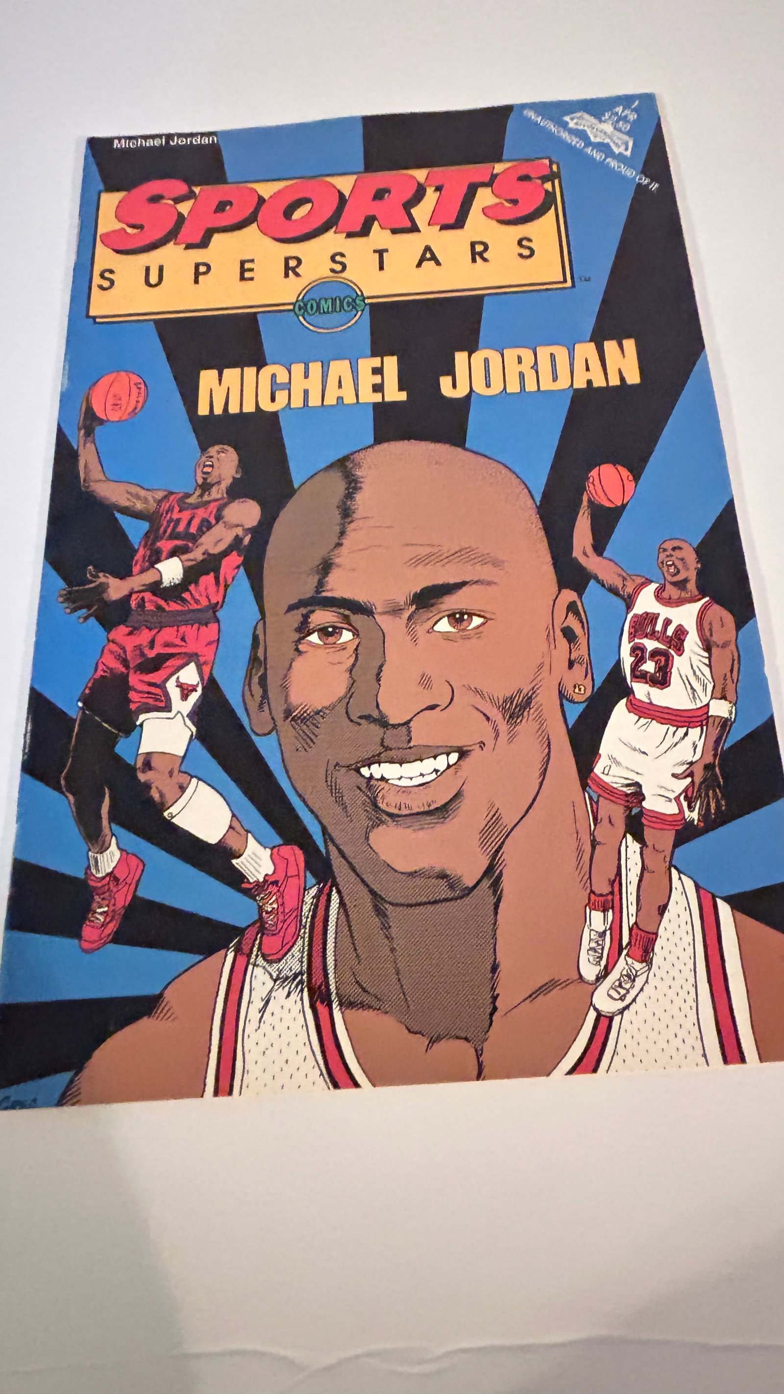 Vintage Comic Book Michael Jordan # 1: Vintage Comic Book Michael Jordan # 1 Please view all photos as they are part of the description and condition of this Item, Feel free to contact me with questions or picture requests! Used Item AS IS