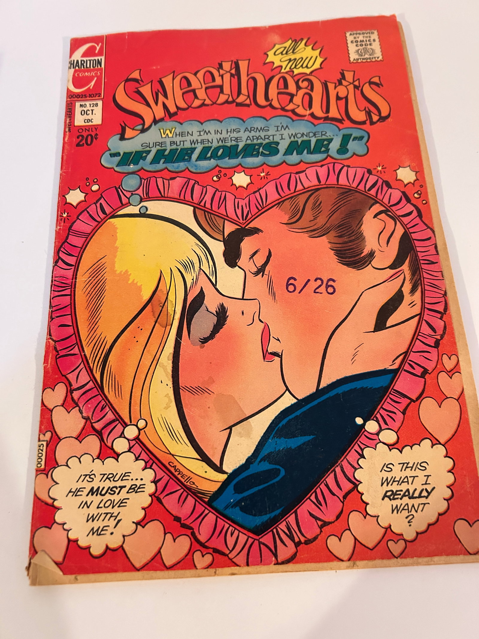Vintage Comic Book Sweethearts # 128: Vintage Comic Book Sweethearts # 128 Please view all photos as they are part of the description and condition of this Item, Feel free to contact me with questions or picture requests! Used Item AS IS
