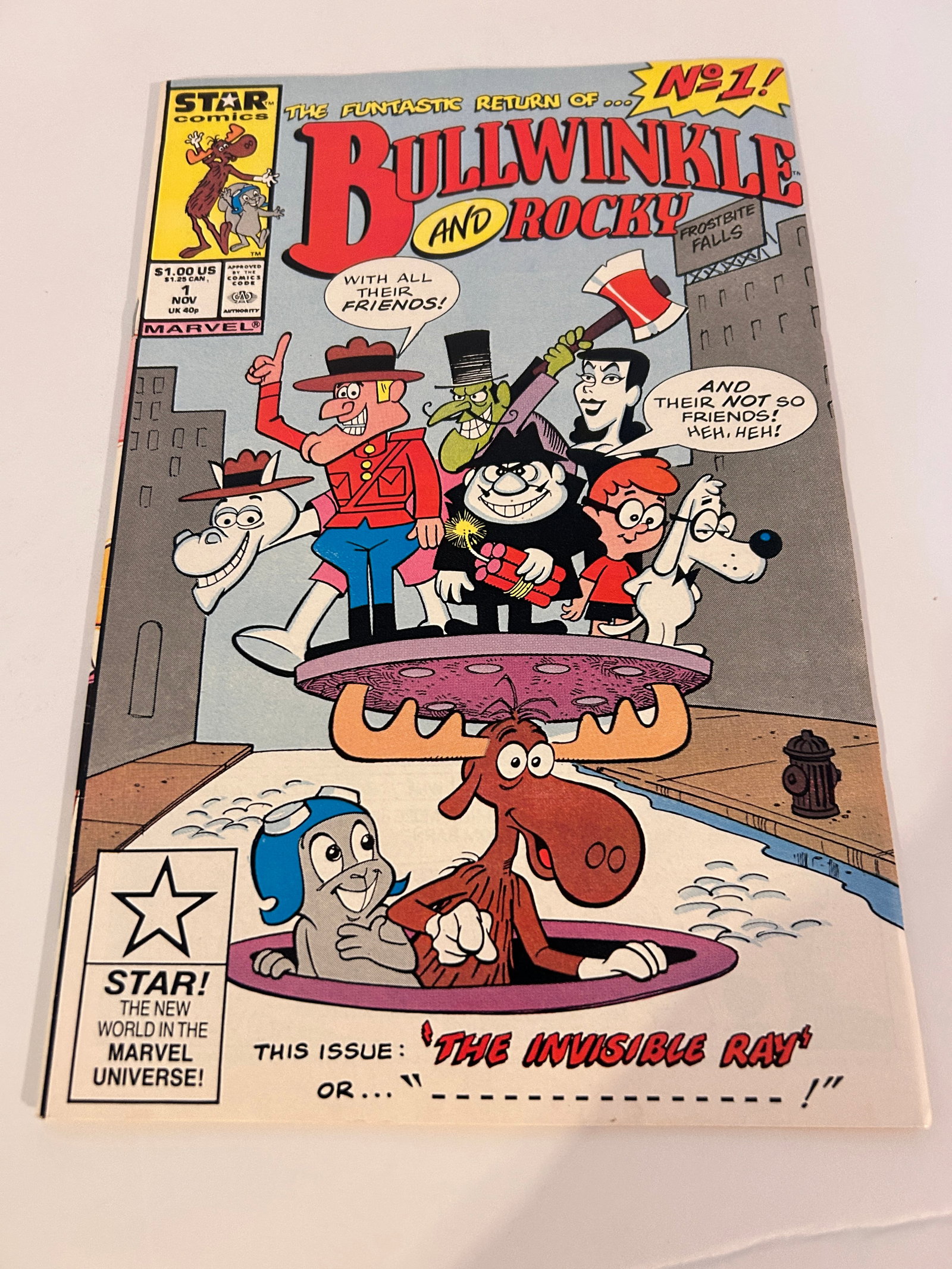 Vintage Comic Book Bullwinkle & Rocky # 1: Vintage Comic Book Bullwinkle & Rocky # 1 Please view all photos as they are part of the description and condition of this Item, Feel free to contact me with questions or picture requests! Used Item A