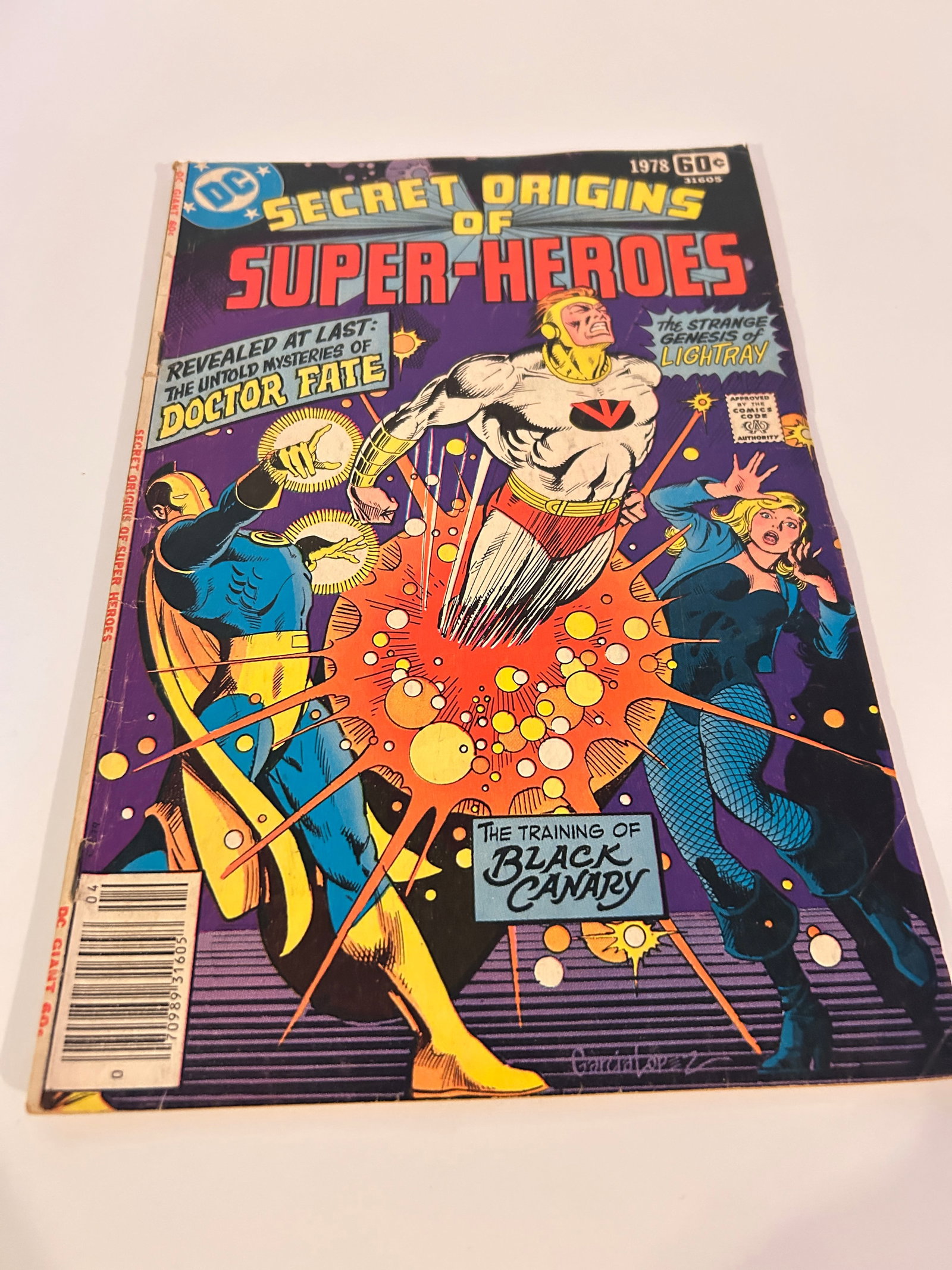 Vintage Comic Book Secret Origins of Super-Heroes # 10 (1 of 2)