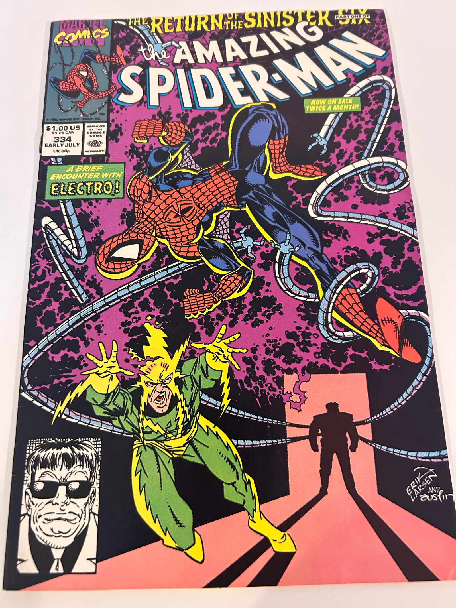 Vintage Comic Book The Amazing Spider-Man # 334: Vintage Comic Book The Amazing Spider-Man # 334 Please view all photos as they are part of the description and condition of this Item, Feel free to contact me with questions or picture requests! Used 