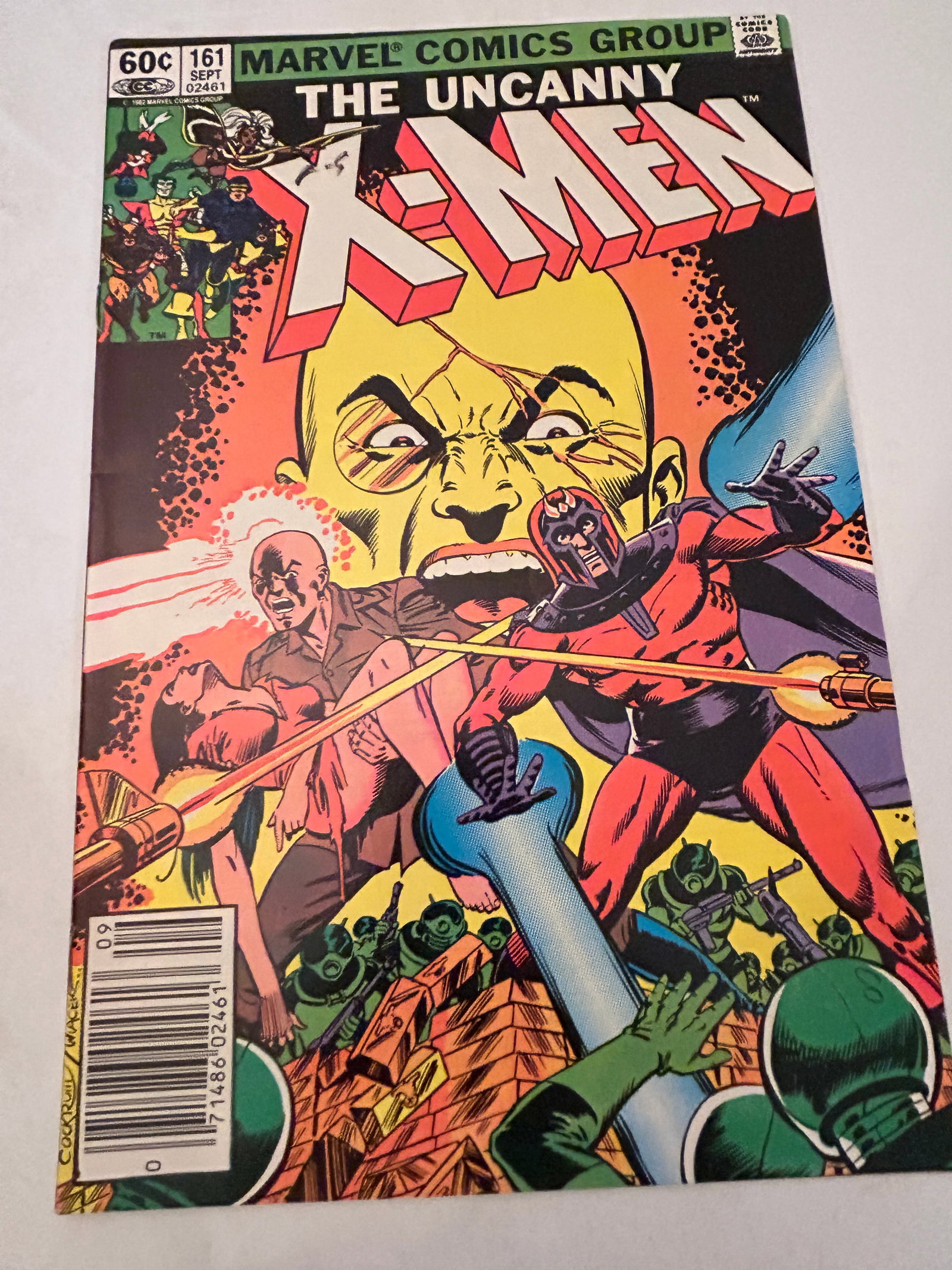 Vintage Comic Book The Uncanny X-Men # 161: Vintage Comic Book The Uncanny X-Men # 161 Please view all photos as they are part of the description and condition of this Item, Feel free to contact me with questions or picture requests! Used Item 