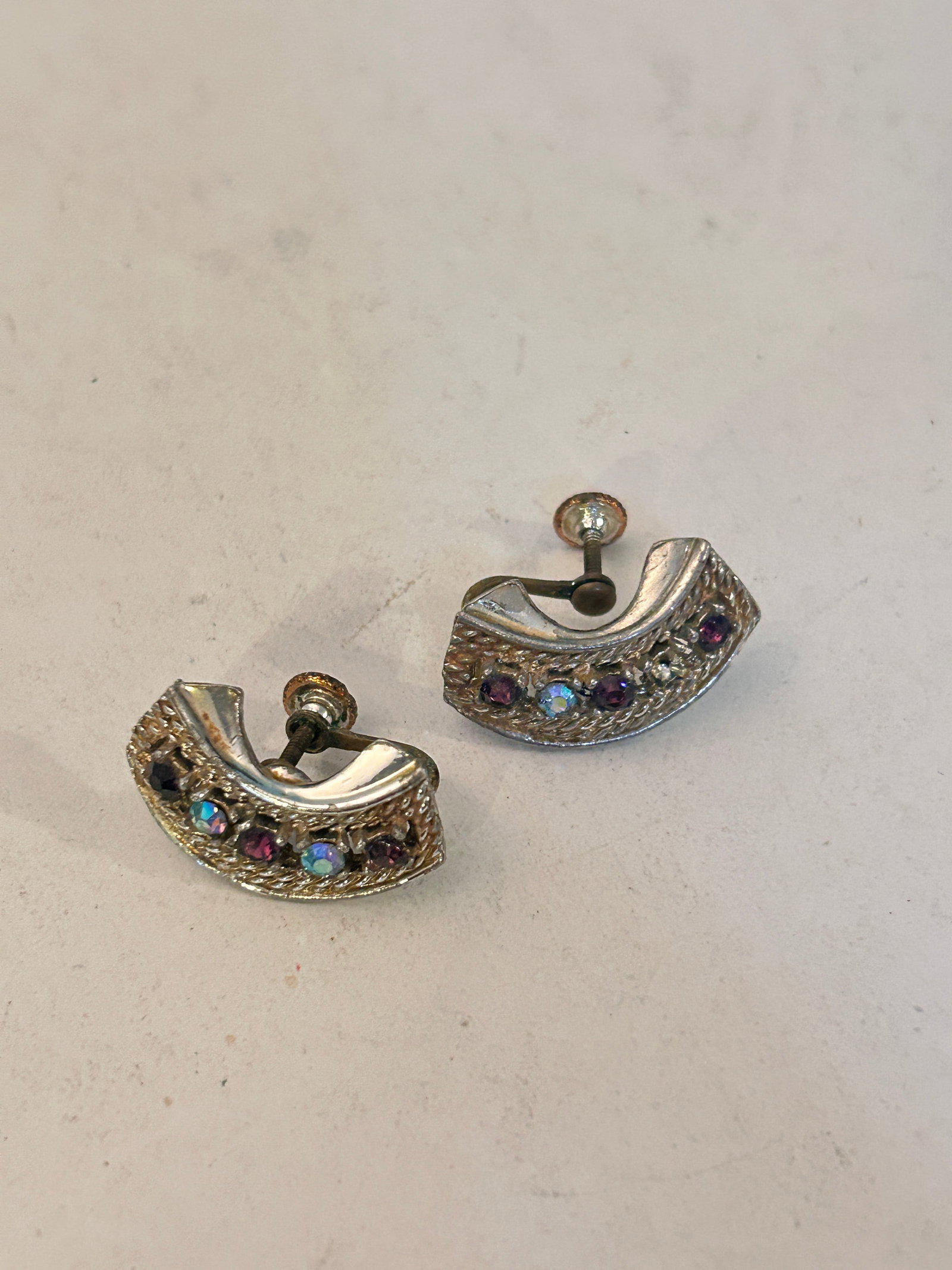 Vintage Silver Tone Earrings (1 of 4)