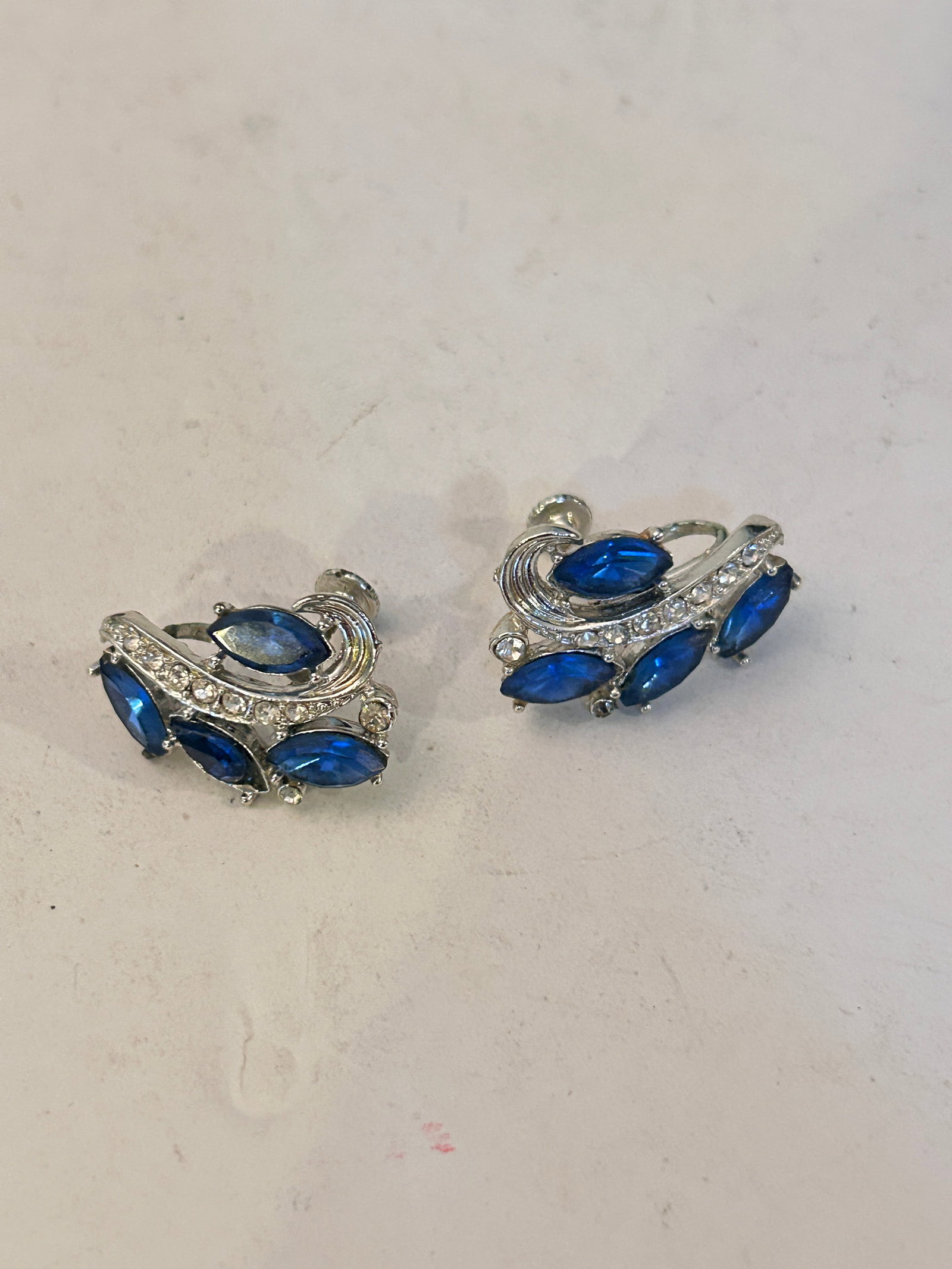 Vintage Silver Tone Rhinestone Earrings (1 of 4)