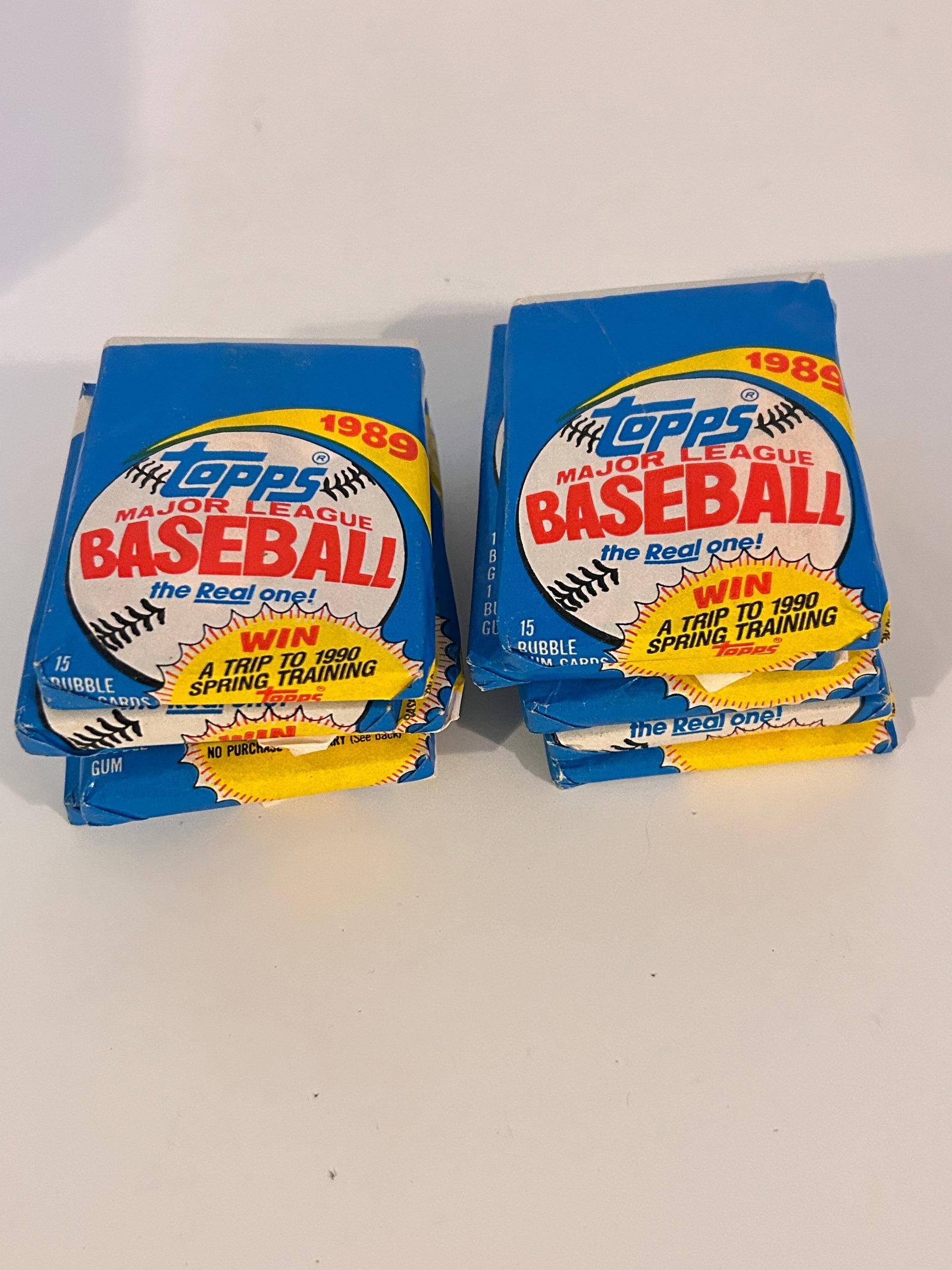 Vintage lot of 10 Topps Baseball 1989 Bubble Gum Cards (1 of 4)