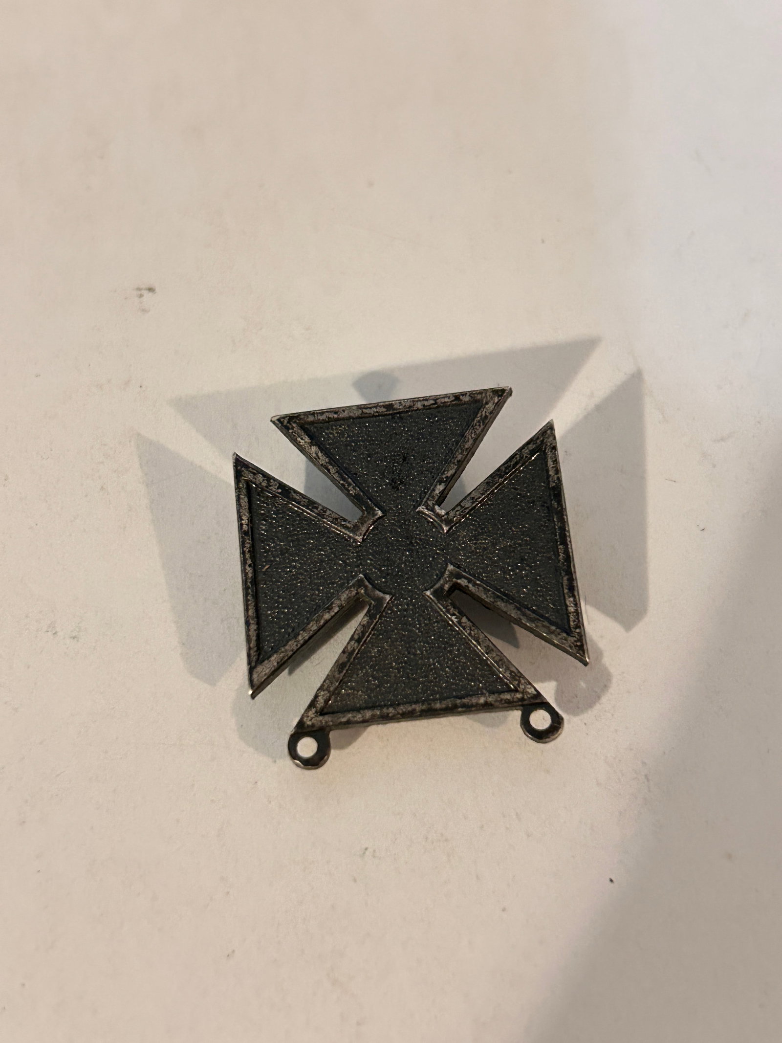 Vintage Military US Army Sterling Silver cross Pin (1 of 4)