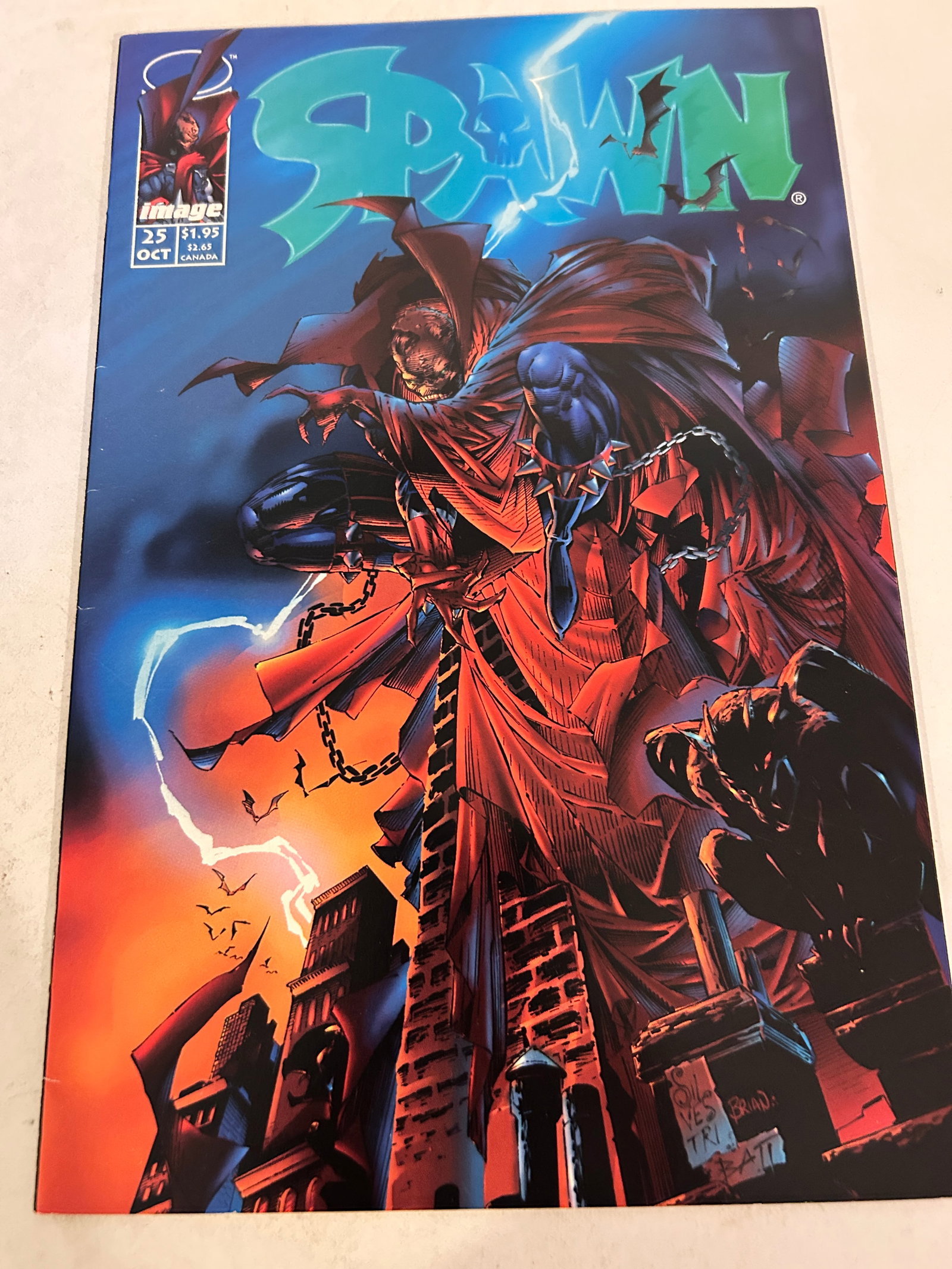 Vintage Comic Book Spawn # 25: Vintage Comic Book Spawn # 25 Please view all photos as they are part of the description and condition of this Item, Feel free to contact me with questions or picture requests! Used Item AS IS