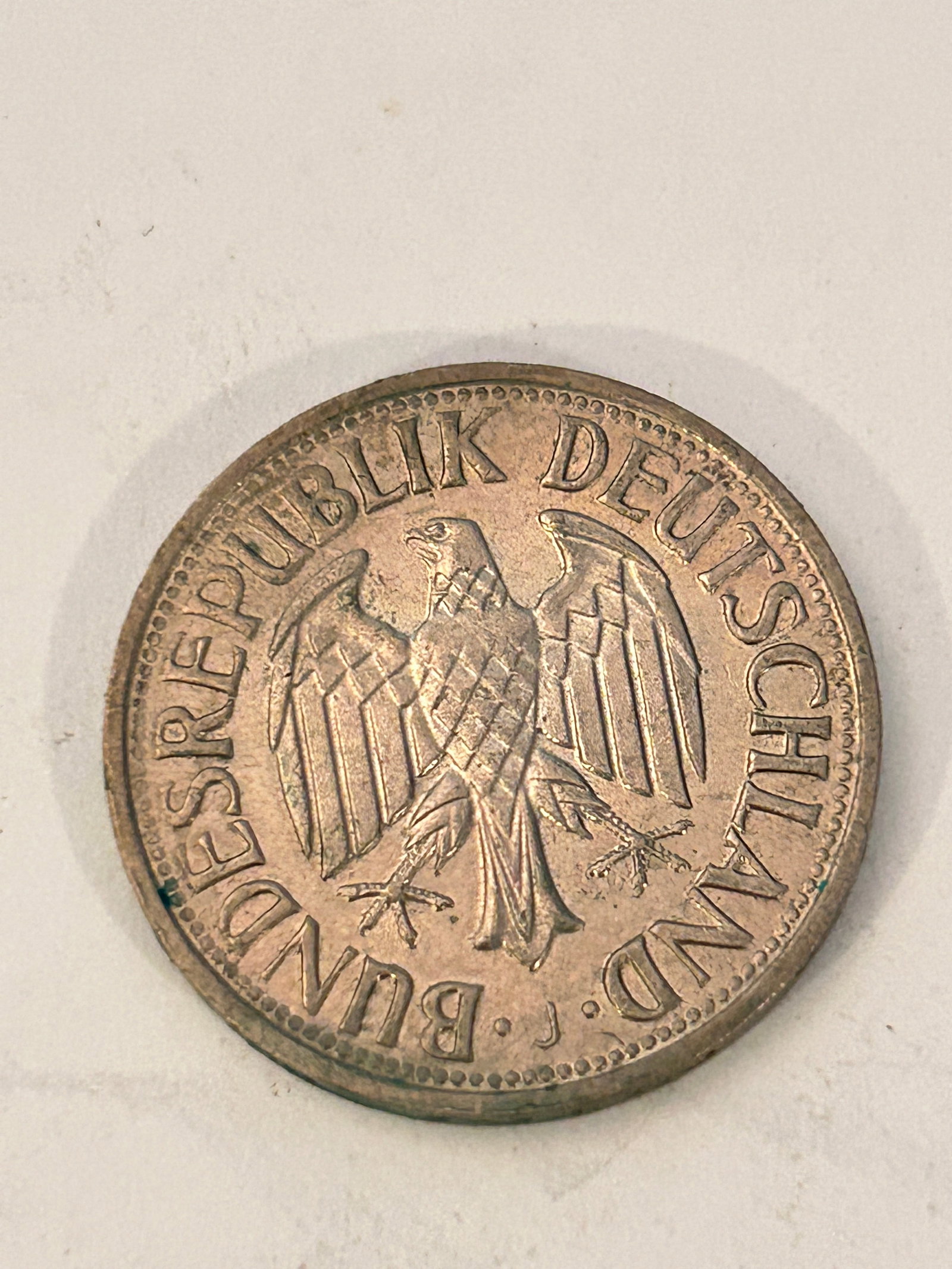 1969 Germany 1 Deutsche Mark Coin - Copper-Nickel - Eagle: 1969 Germany 1 Deutsche Mark Coin - Copper-Nickel - Eagle Please view all photos as they are part of the description and condition of this Item, Feel free to contact me with questions or picture reque