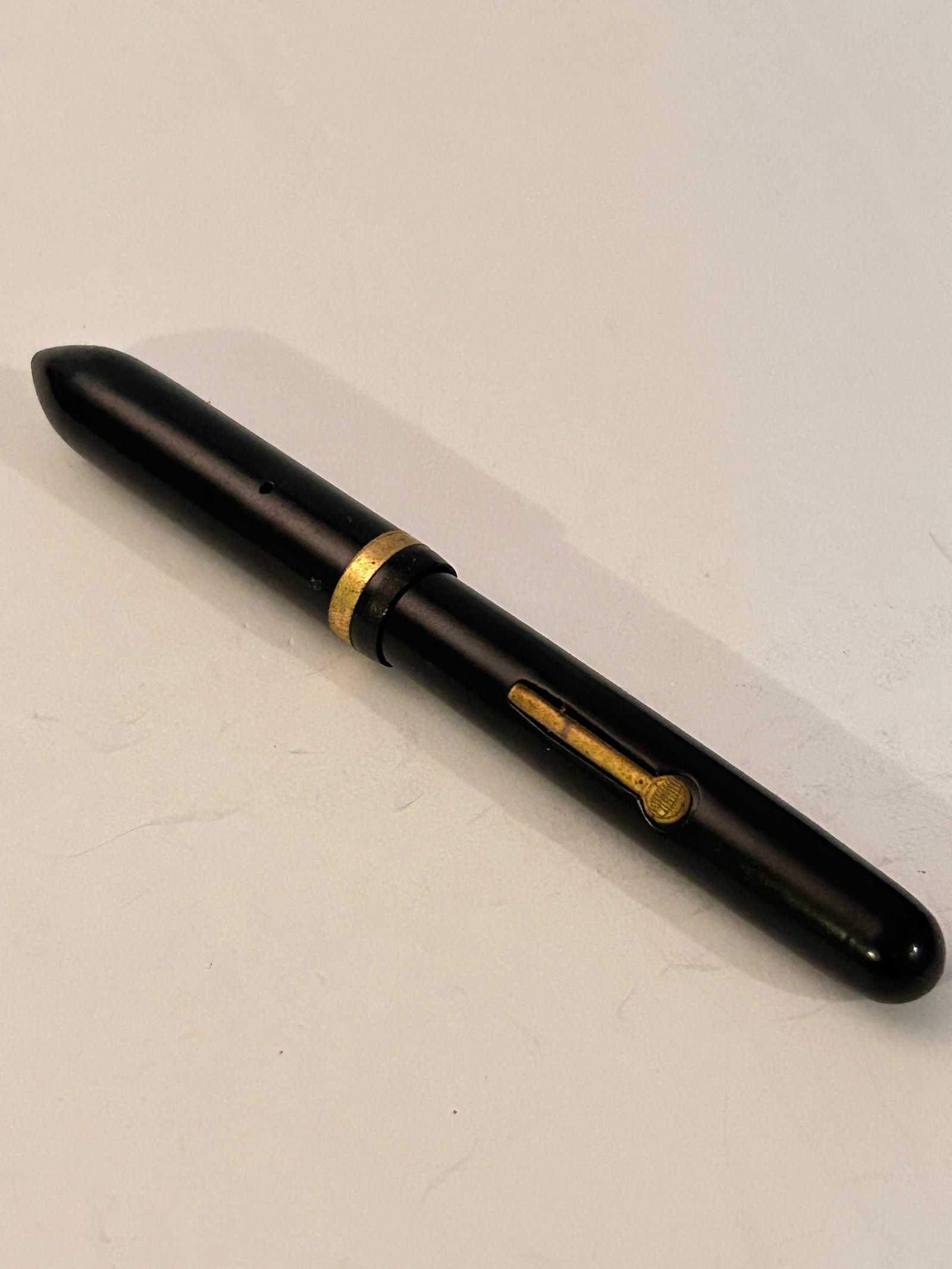 Vintage federal fountain pen (1 of 4)