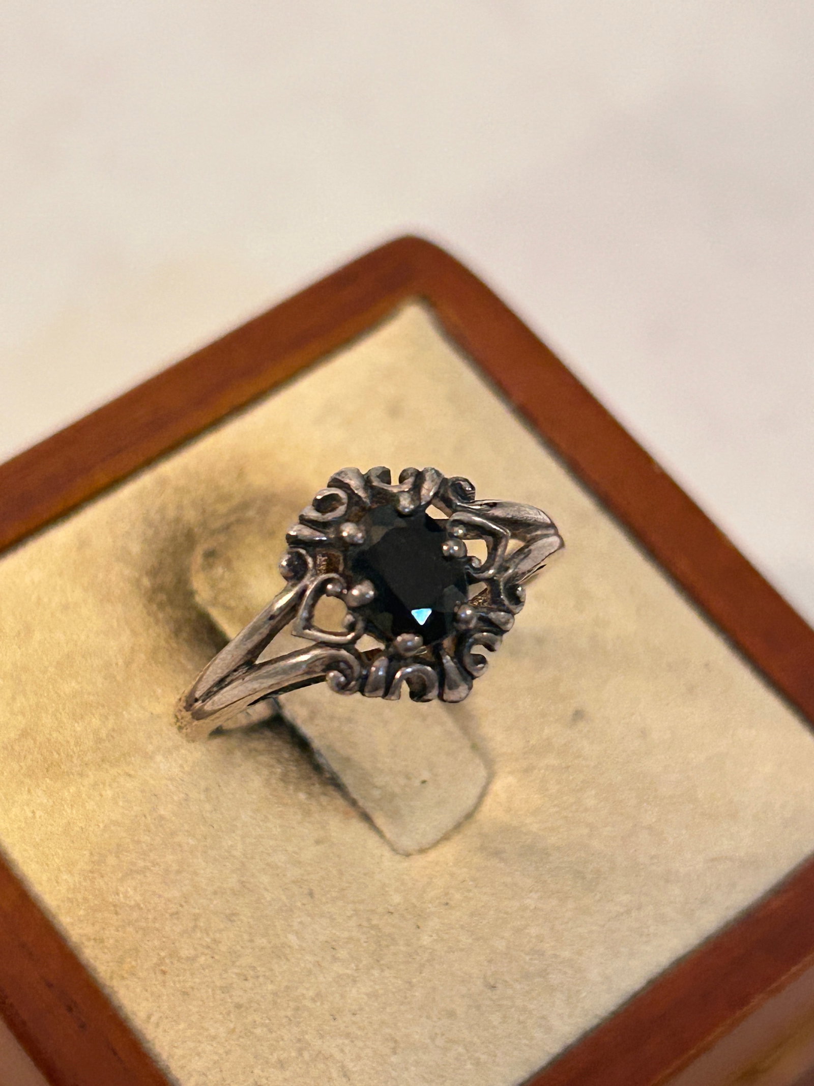 Designer CNA 925 Sterling Silver Blue Sapphire Tested Ring Sz 9 (1 of 4)