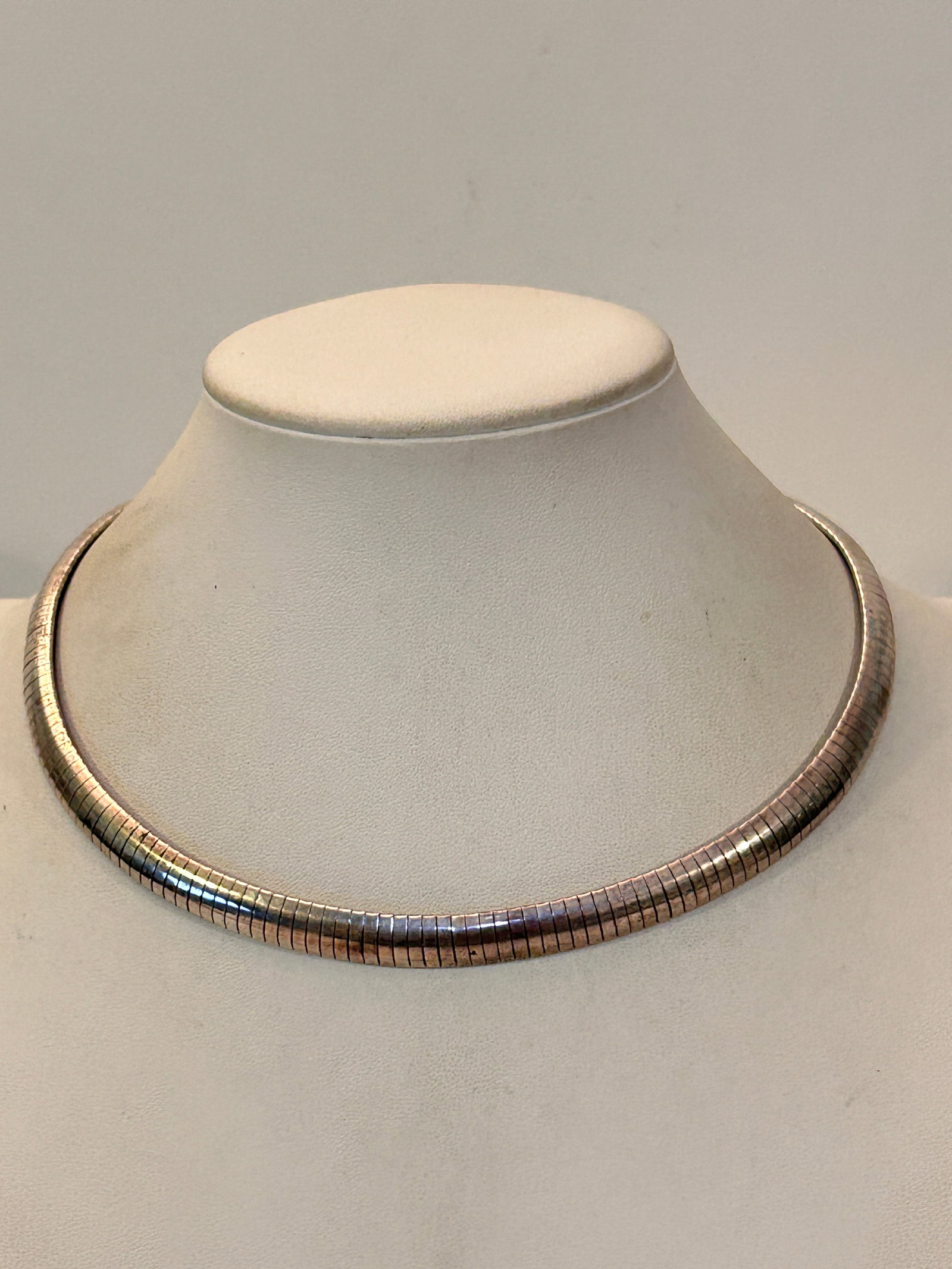 Vintage Solid Sterling Silver Necklace 44 Grams Choker Italy 925 (1 of 5)