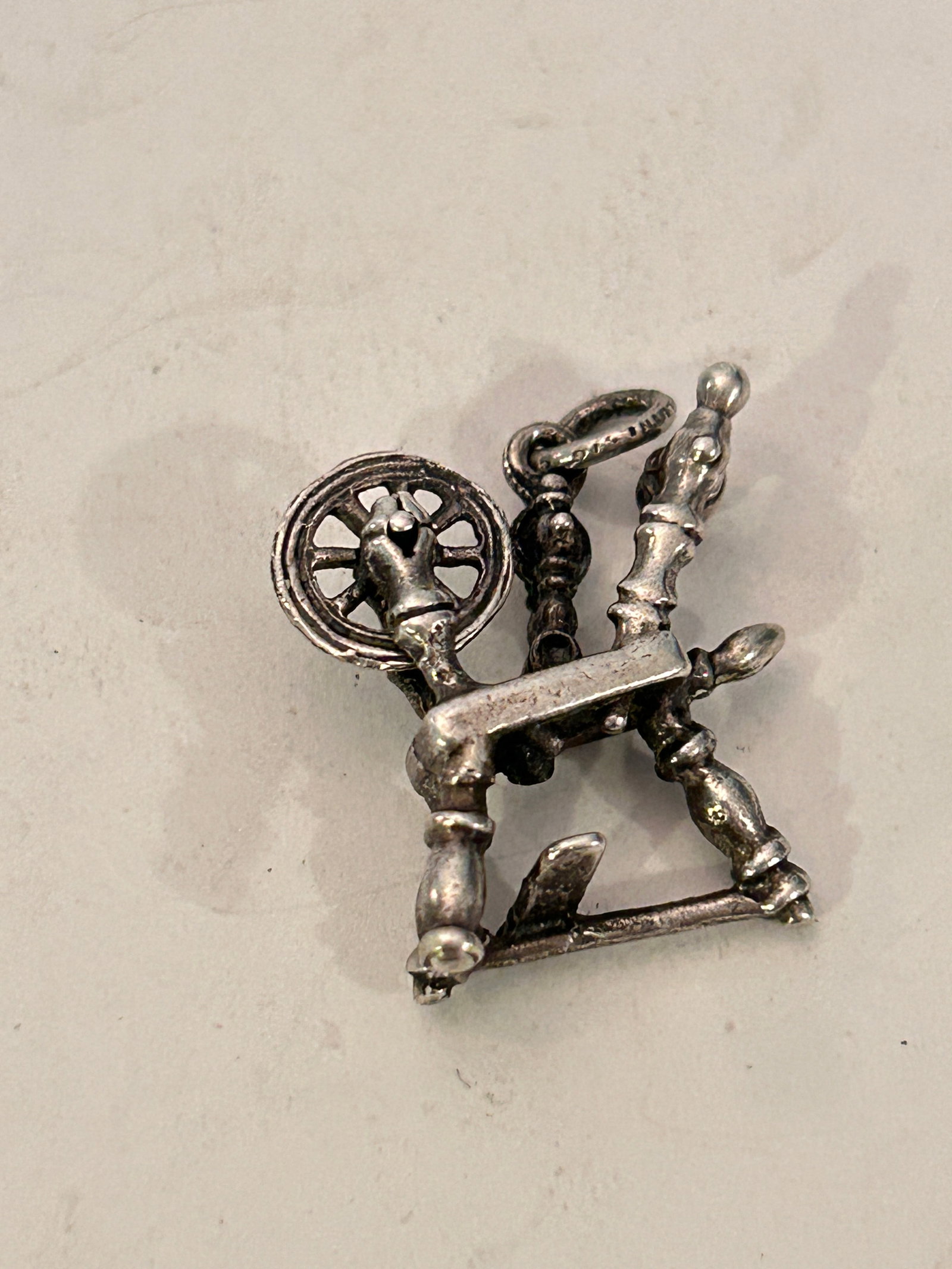 Vintage Sterling Silver Charm: Vintage Sterling Silver Charm Please view all photos as they are part of the description and condition of this Item, Feel free to contact me with questions or picture requests! Used Item AS IS