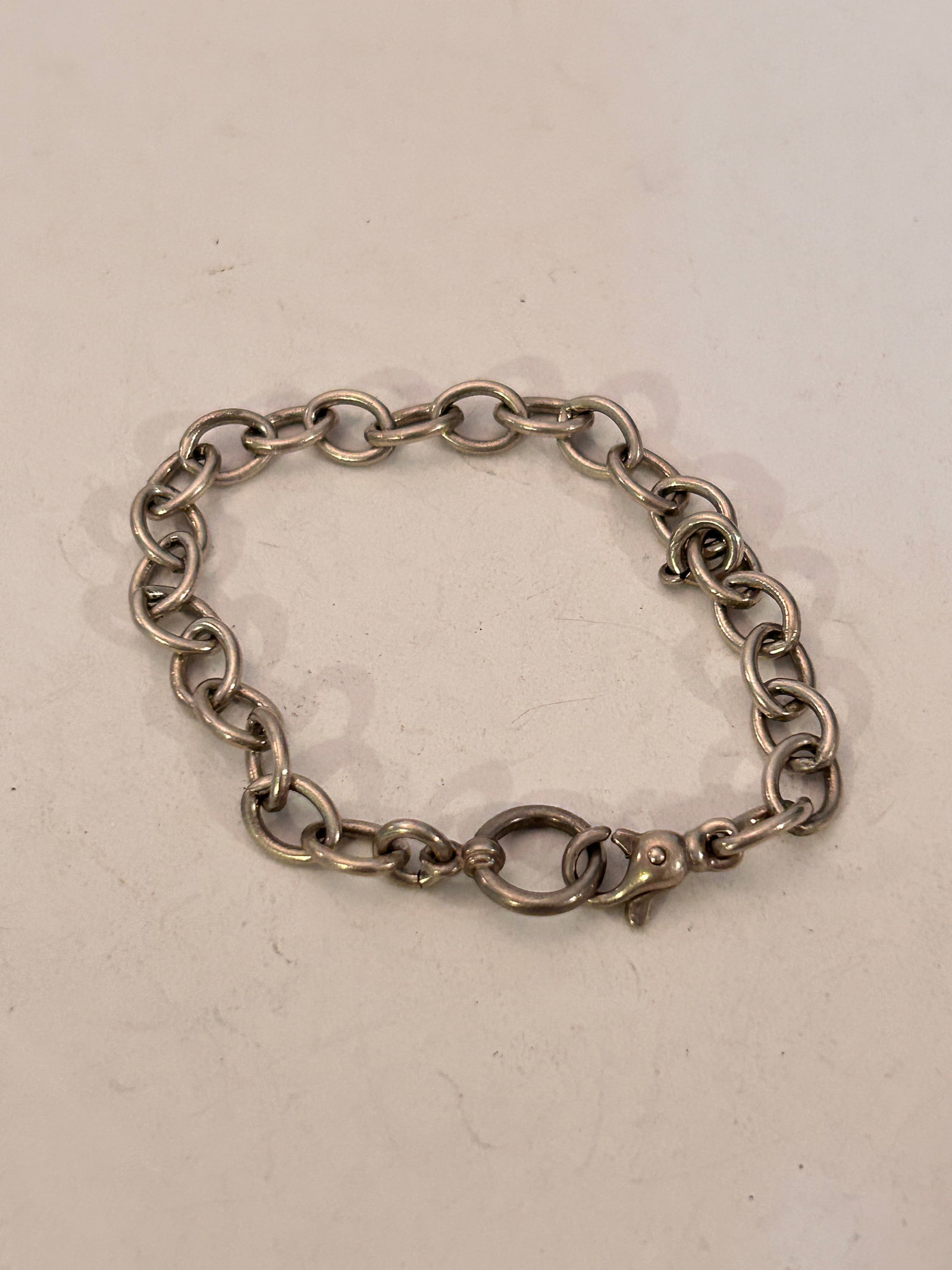 Nice Vintage Italian Designer Milor Sterling Silver Bracelet Rolo Chain 7?? 15 grams: Nice Vintage Italian Designer Milor Sterling Silver Bracelet Rolo Chain 7” 15 grams Please view all photos as they are part of the description and condition of this Item, Feel free to contact me