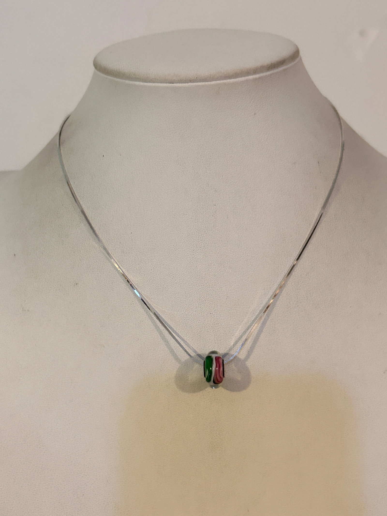 Vintage Sterling Silver Pandora Charm Necklace SZ 16": Vintage Sterling Silver Pandora Charm Necklace SZ 16" Please view all photos as they are part of the description and condition of this Item, Feel free to contact me with questions or picture requests!