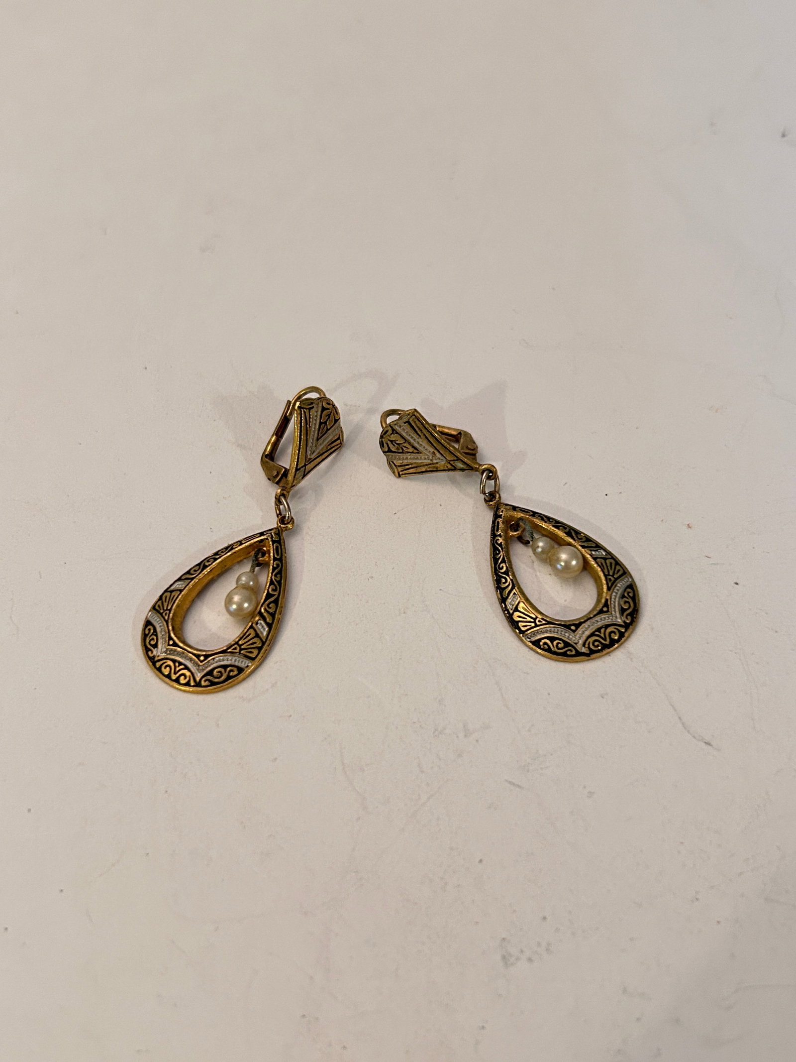 Vtg Damascene Toledo Spain GoldTone Dangle Earrings (1 of 4)
