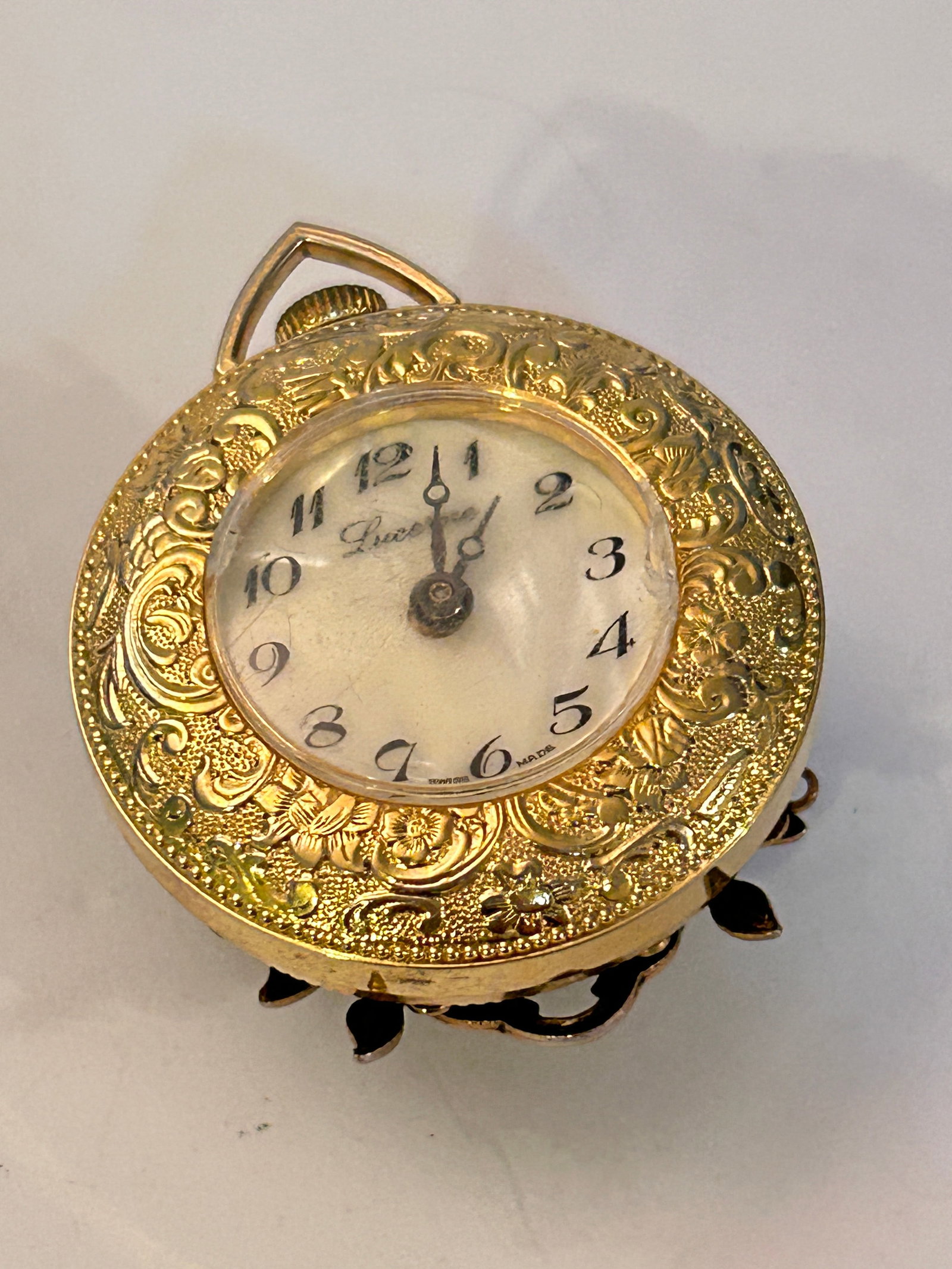 Vintage Lucerne Mech Cameo Faux Pearl Working Watch Pendant: Vintage Lucerne Mech Cameo Faux Pearl Working Watch Pendant Please view all photos as they are part of the description and condition of this Item, Feel free to contact me with questions or picture req