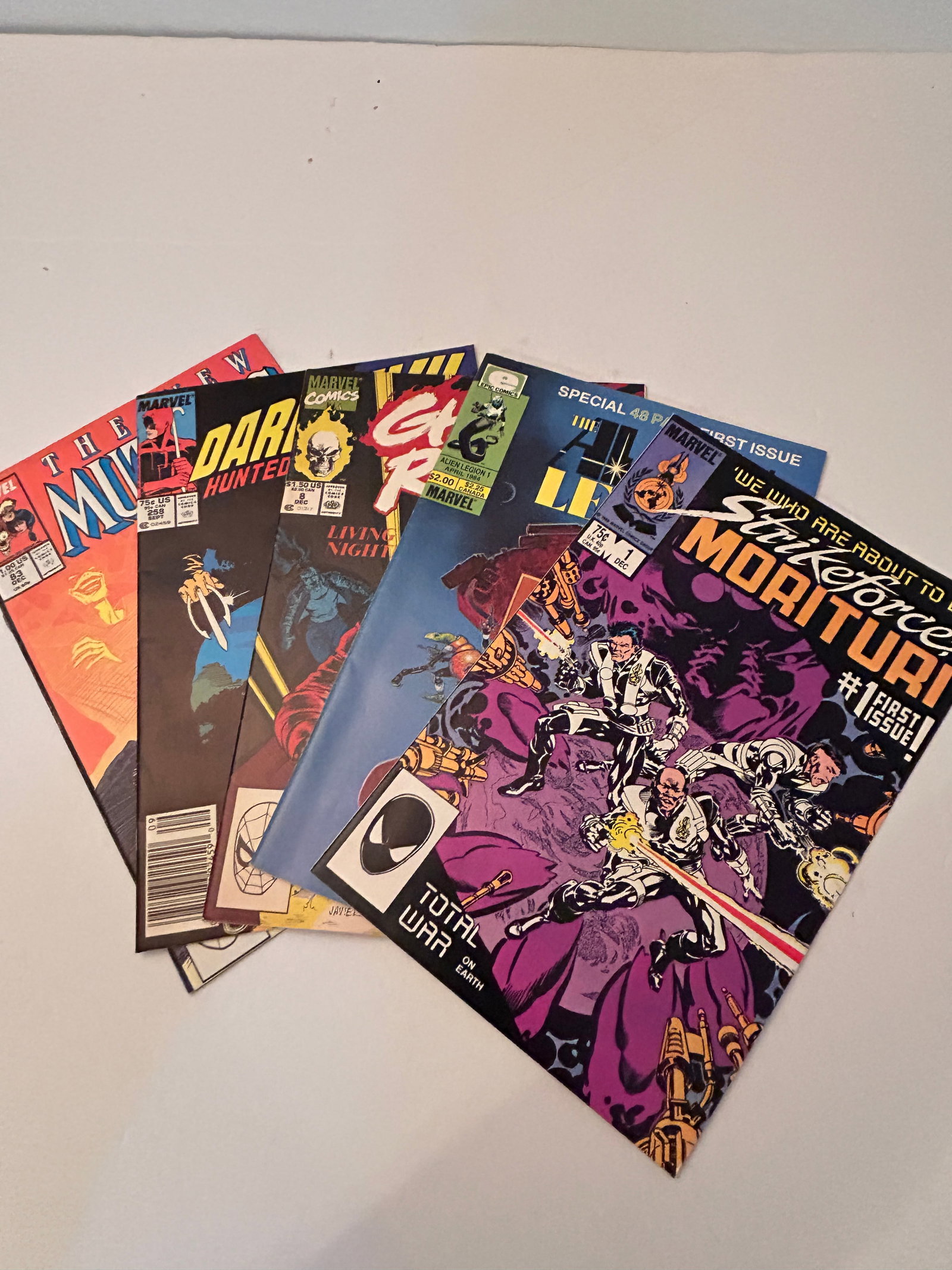 Vintage Lot Of 5 Comic Books (1 of 12)