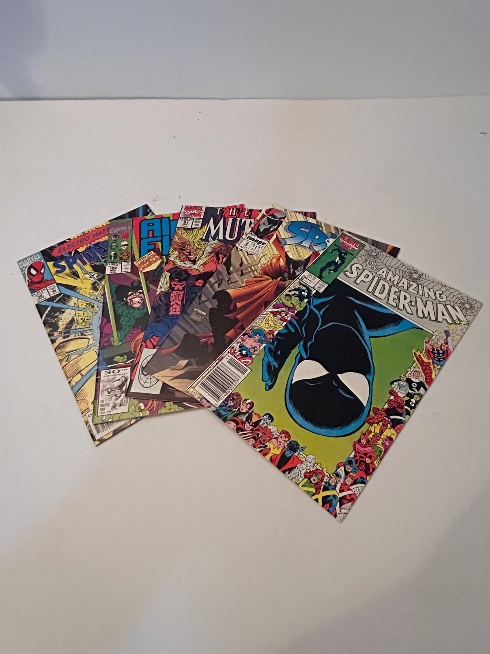 Vintage Lot Of 5 Comic Books (1 of 12)