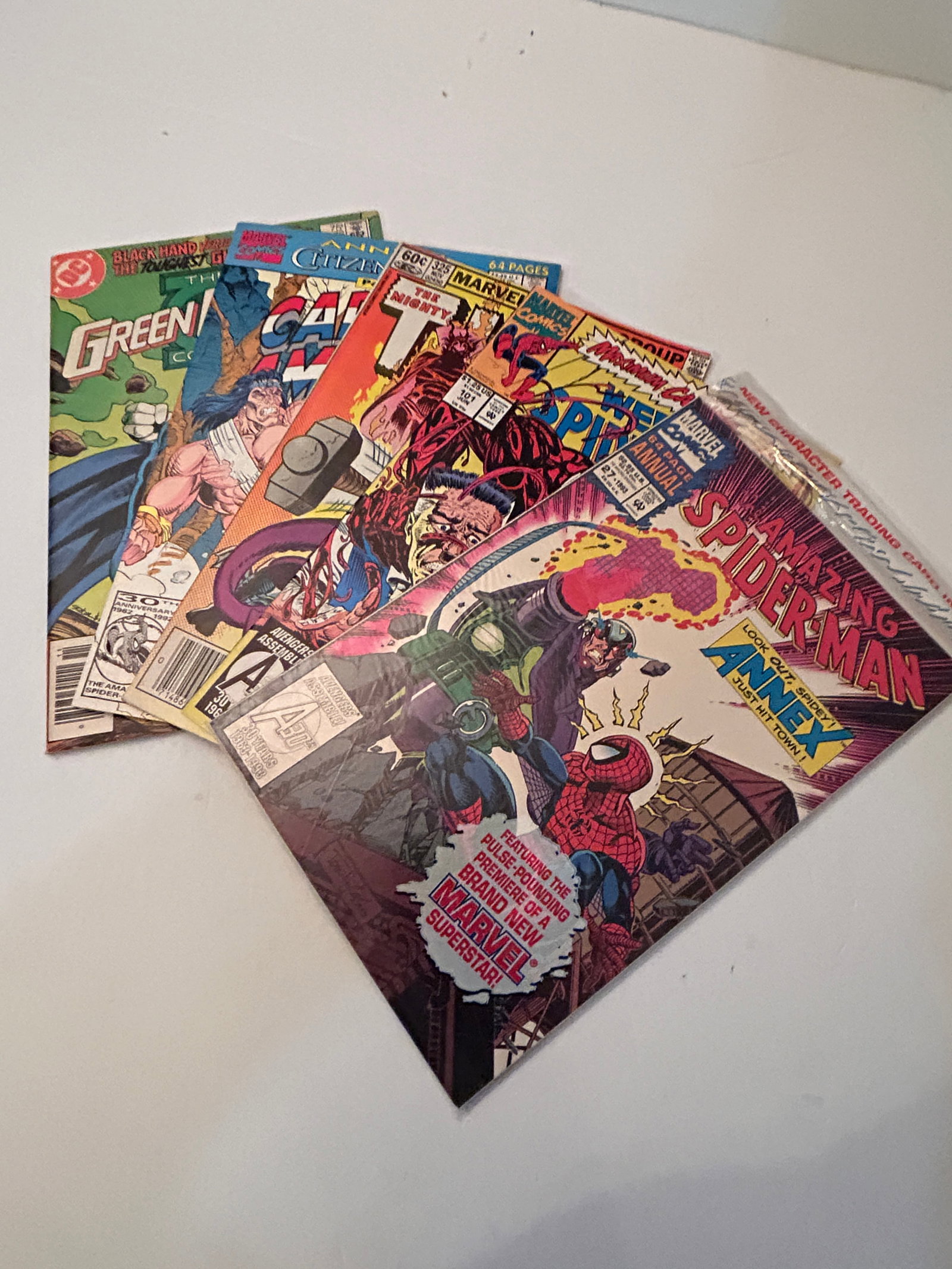 Vintage Lot Of 5 Comic Books (1 of 12)