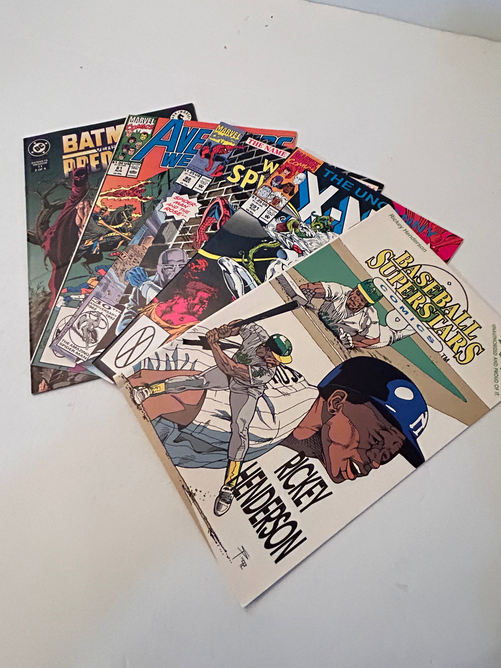 Vintage Lot Of 5 Comic Books: Vintage Lot Of 5 Comic Books Please view all photos as they are part of the description and condition of this Item, Feel free to contact me with questions or picture requests! Used Item AS IS