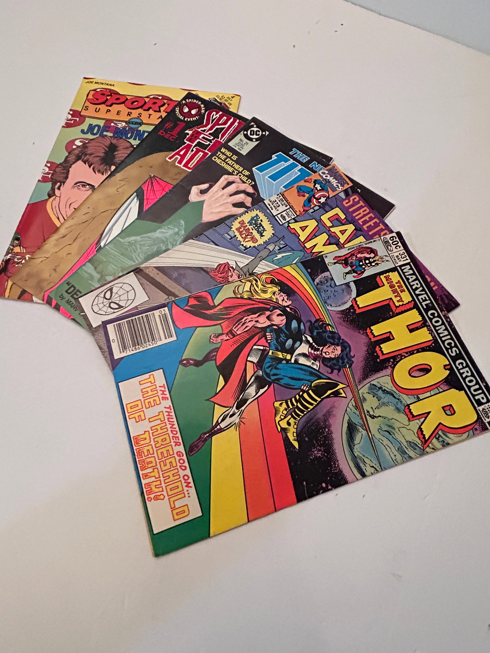 Vintage Lot Of 5 Comic Books (1 of 12)