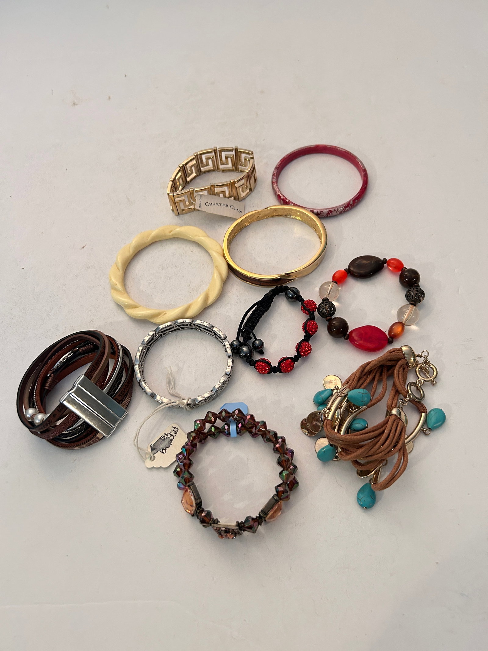 Vintage Lot Of 5 Bracelets (1 of 4)