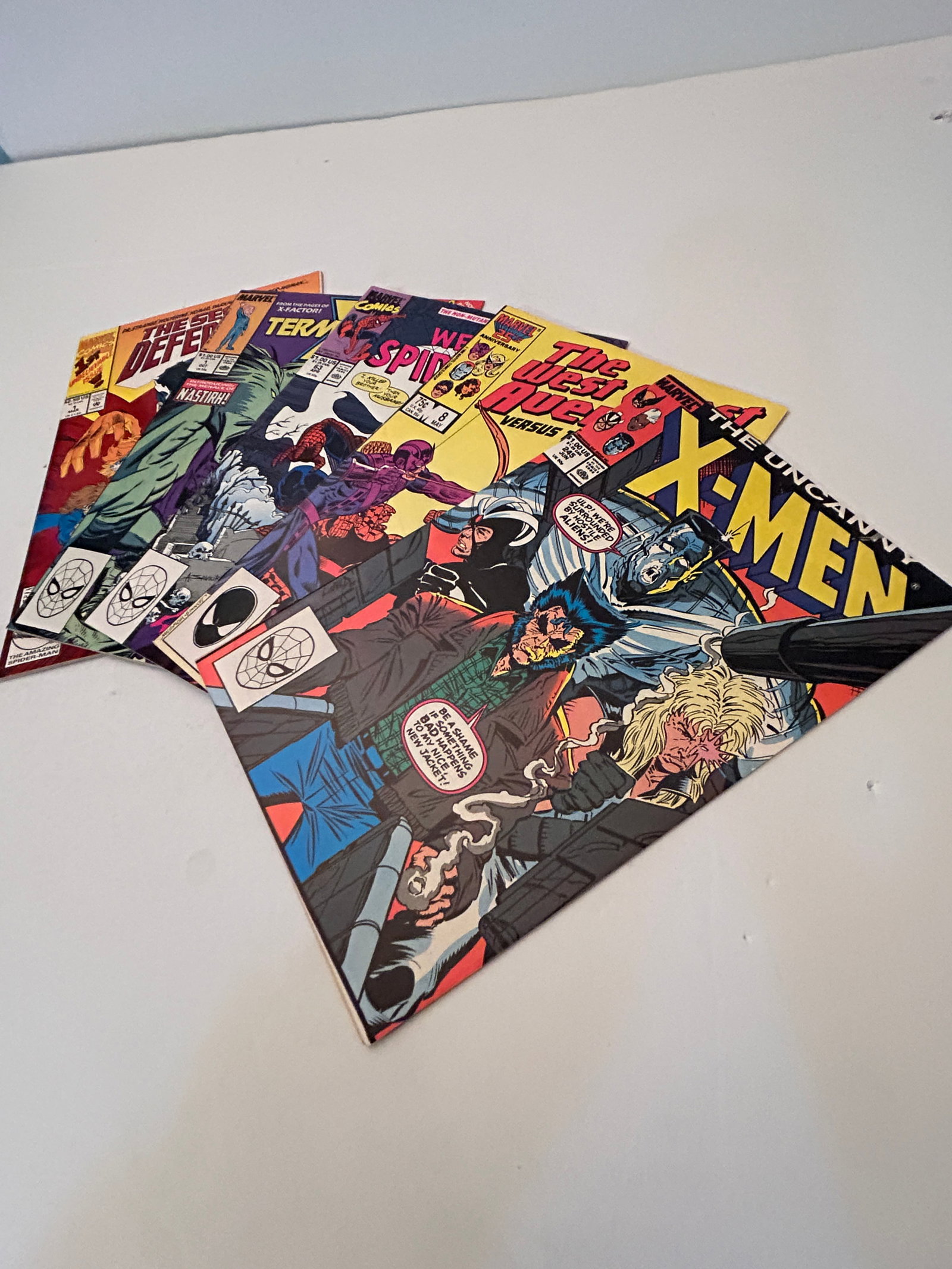 Vintage Lot Of 5 Comic Books: Vintage Lot Of 5 Comic Books Please view all photos as they are part of the description and condition of this Item, Feel free to contact me with questions or picture requests! Used Item AS IS