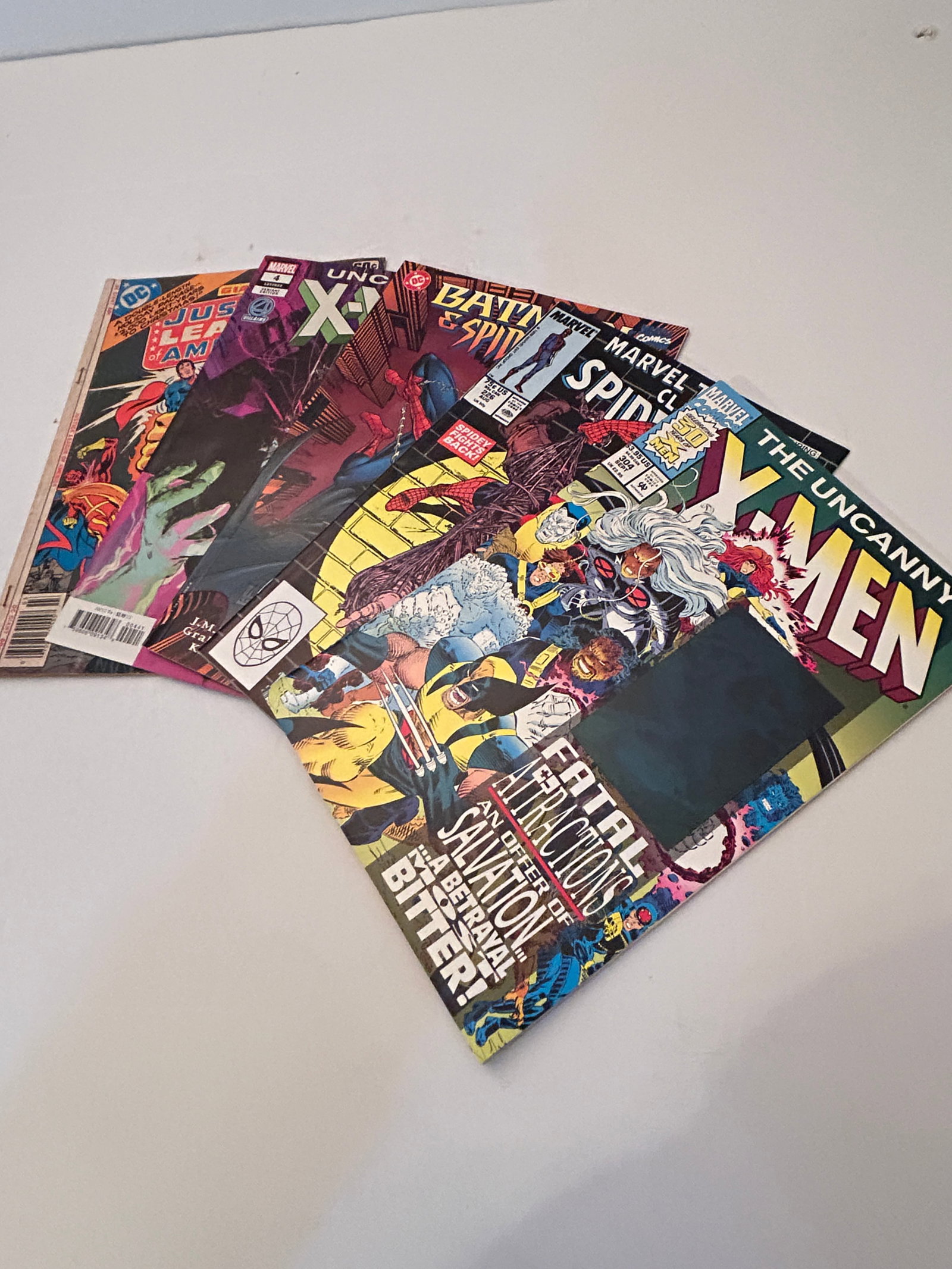Vintage Lot Of 5 Comic Books (1 of 12)