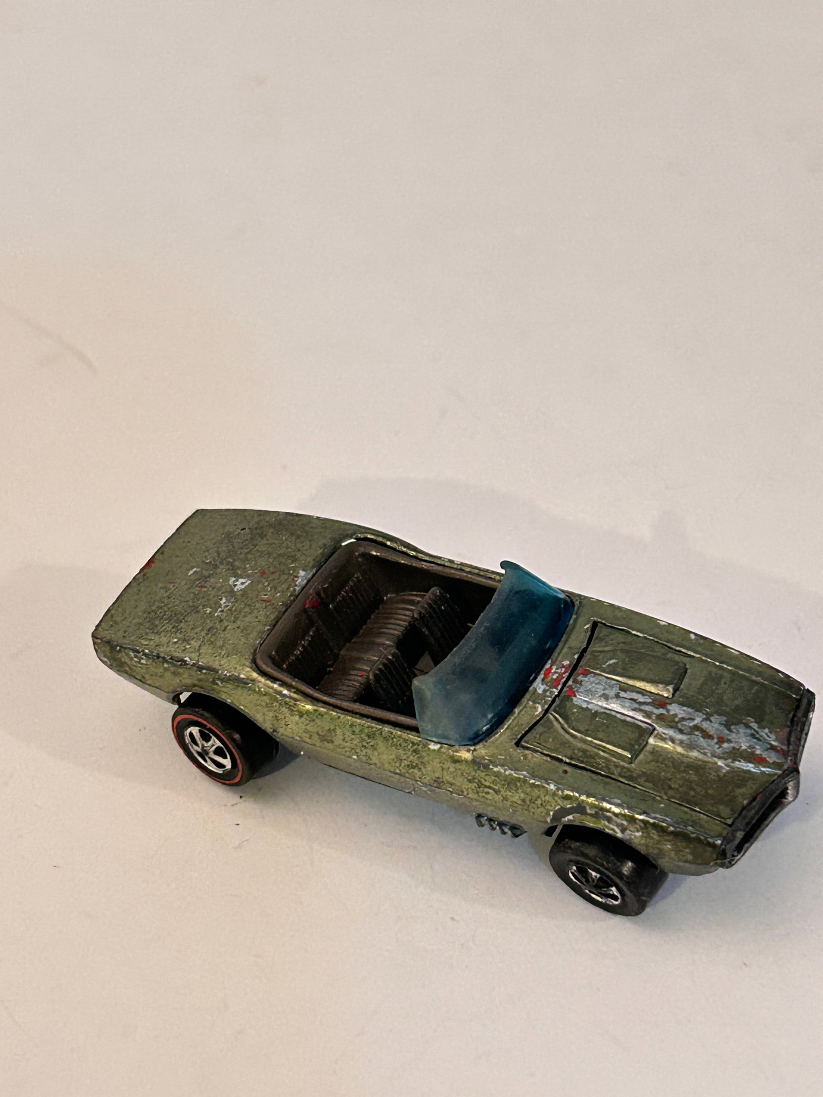 Hot Wheels Redline 1967 Custom Firebird HK Olive: Hot Wheels Redline 1967 Custom Firebird HK Olive Please view all photos as they are part of the description and condition of this Item, Feel free to contact me with questions or picture requests! Used