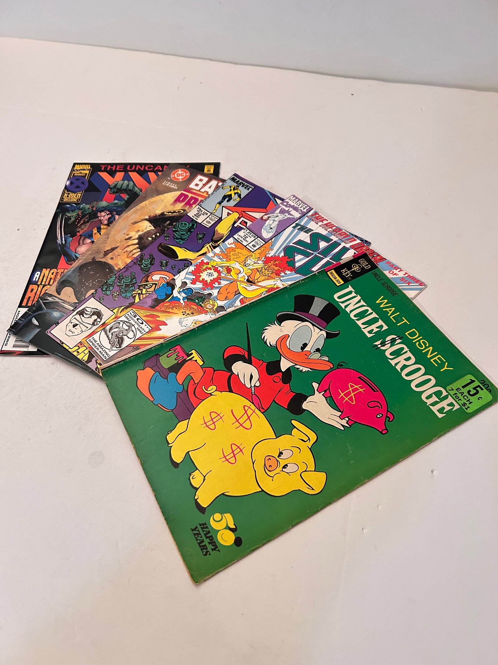 Vintage Lot of 5 Comic Books (1 of 11)