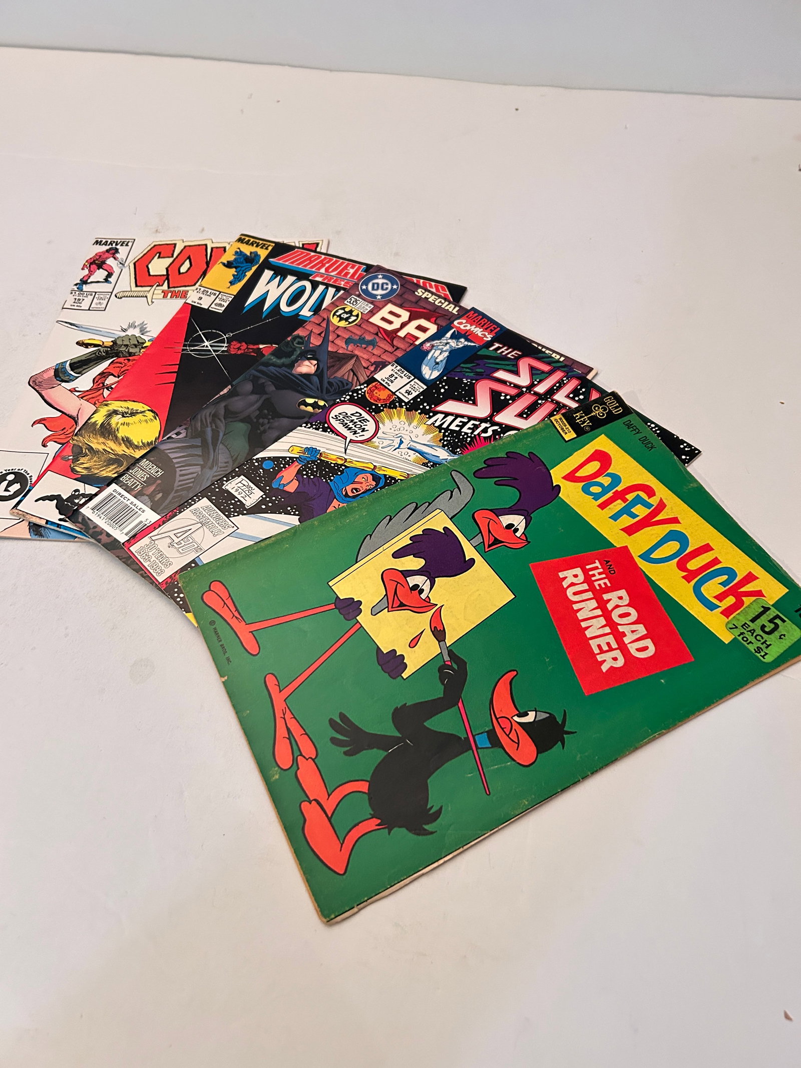 Vintage Lot of 5 Comic Books (1 of 11)