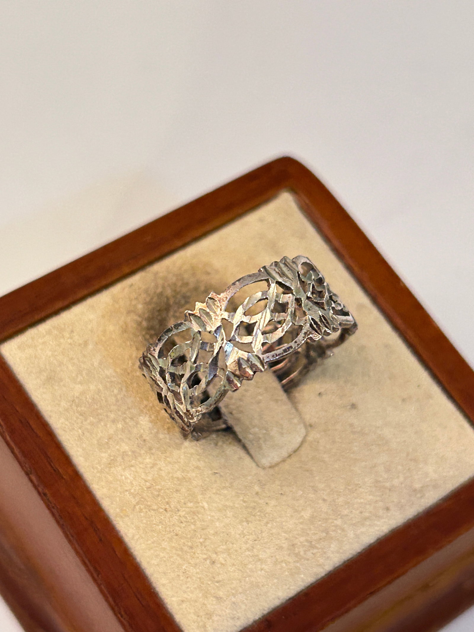 Vintage Sterling Silver NF Chapal Zenray Ring Sz 10: Vintage Sterling Silver NF Chapal Zenray Ring Sz 10 Please view all photos as they are part of the description and condition of this Item, Feel free to contact me with questions or picture requests! U