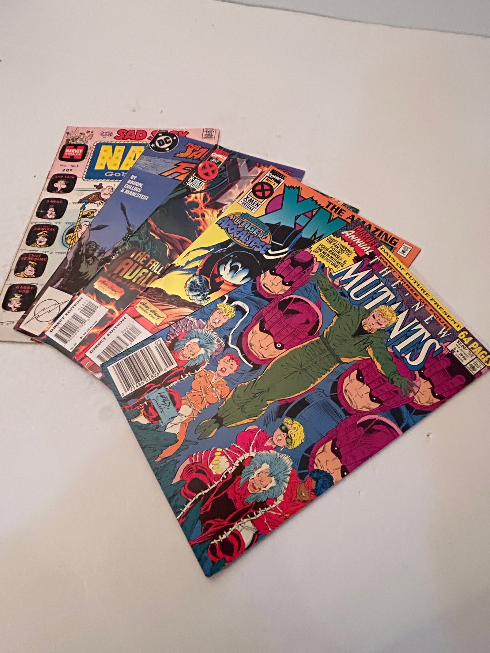 Vintage Lot of 5 Comic Books (1 of 12)