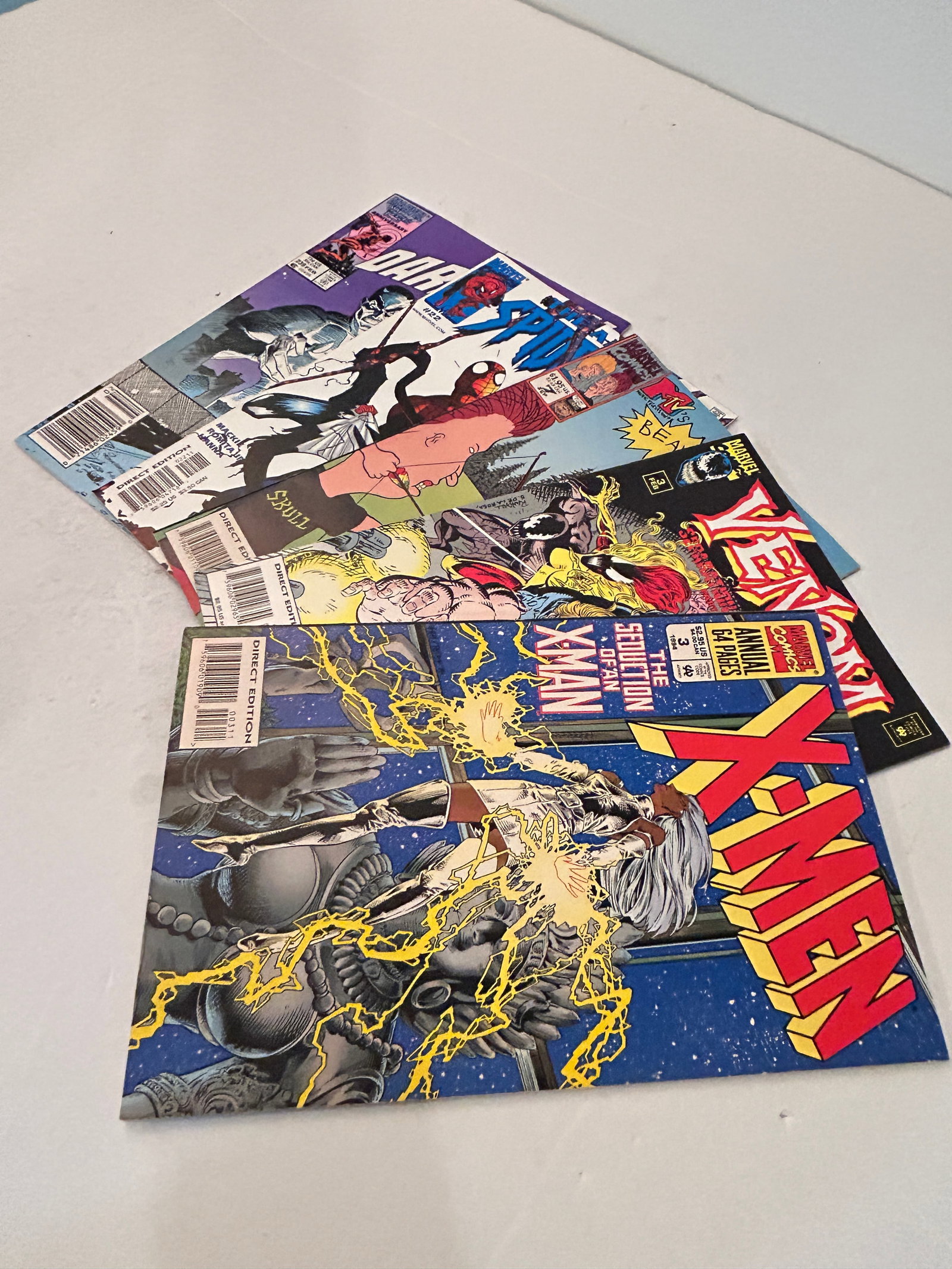 Vintage Lot of 5 Comic Books (1 of 12)