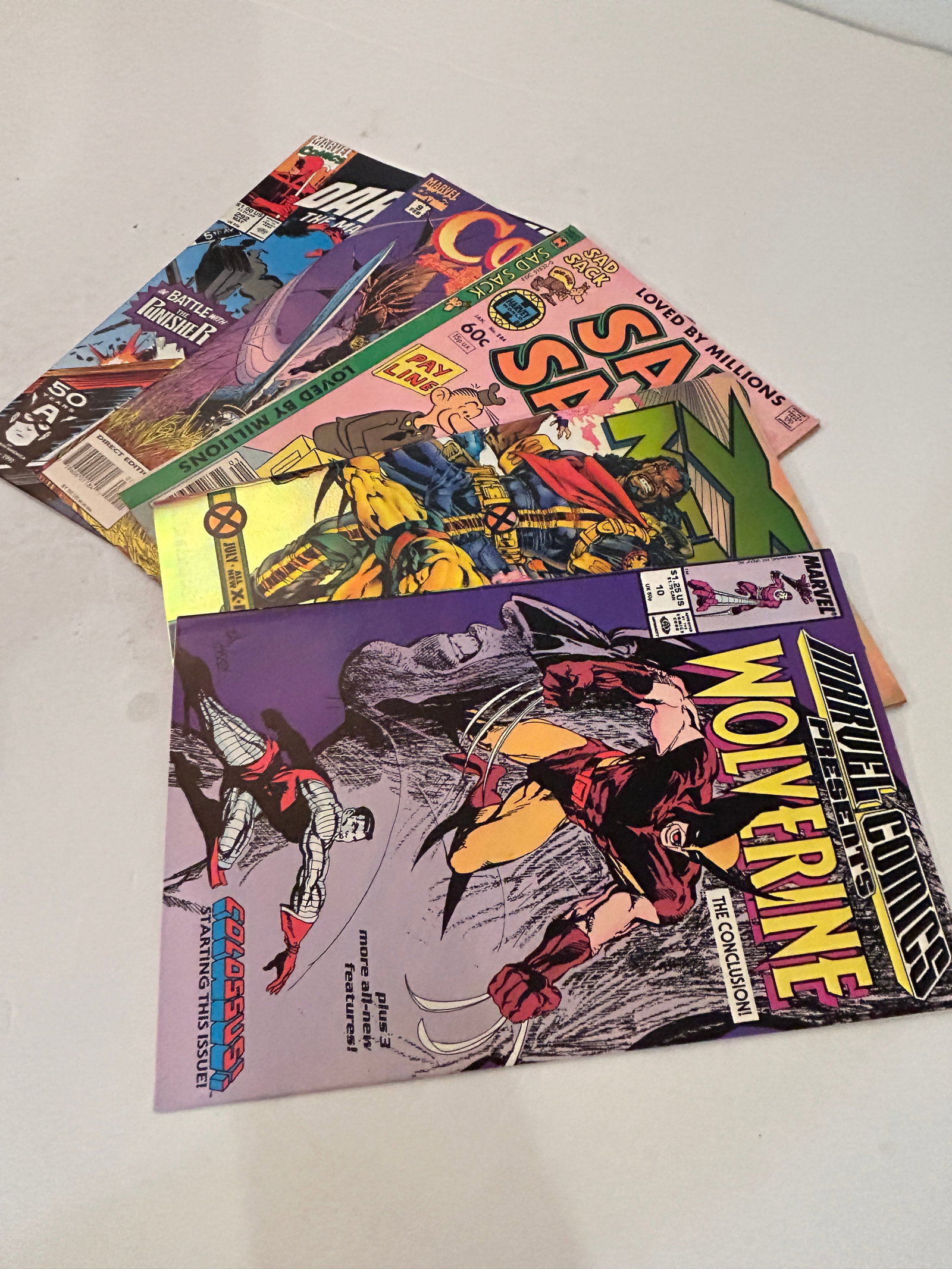 Vintage Lot of 5 Comic Books: Vintage Lot of 5 Comic Books Please view all photos as they are part of the description and condition of this Item, Feel free to contact me with questions or picture requests! Used Item AS IS