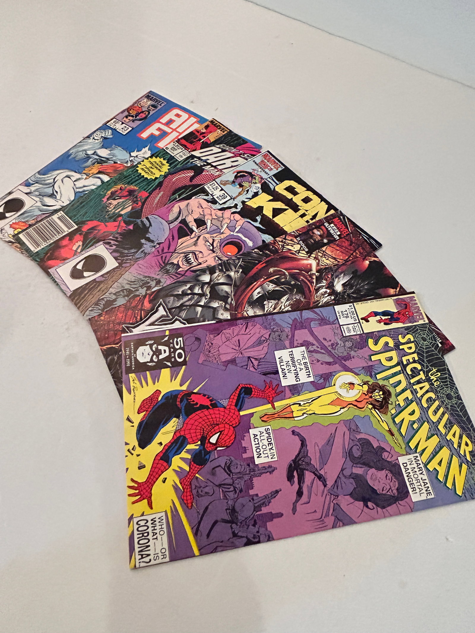Vintage Lot of 5 Comic Books (1 of 12)