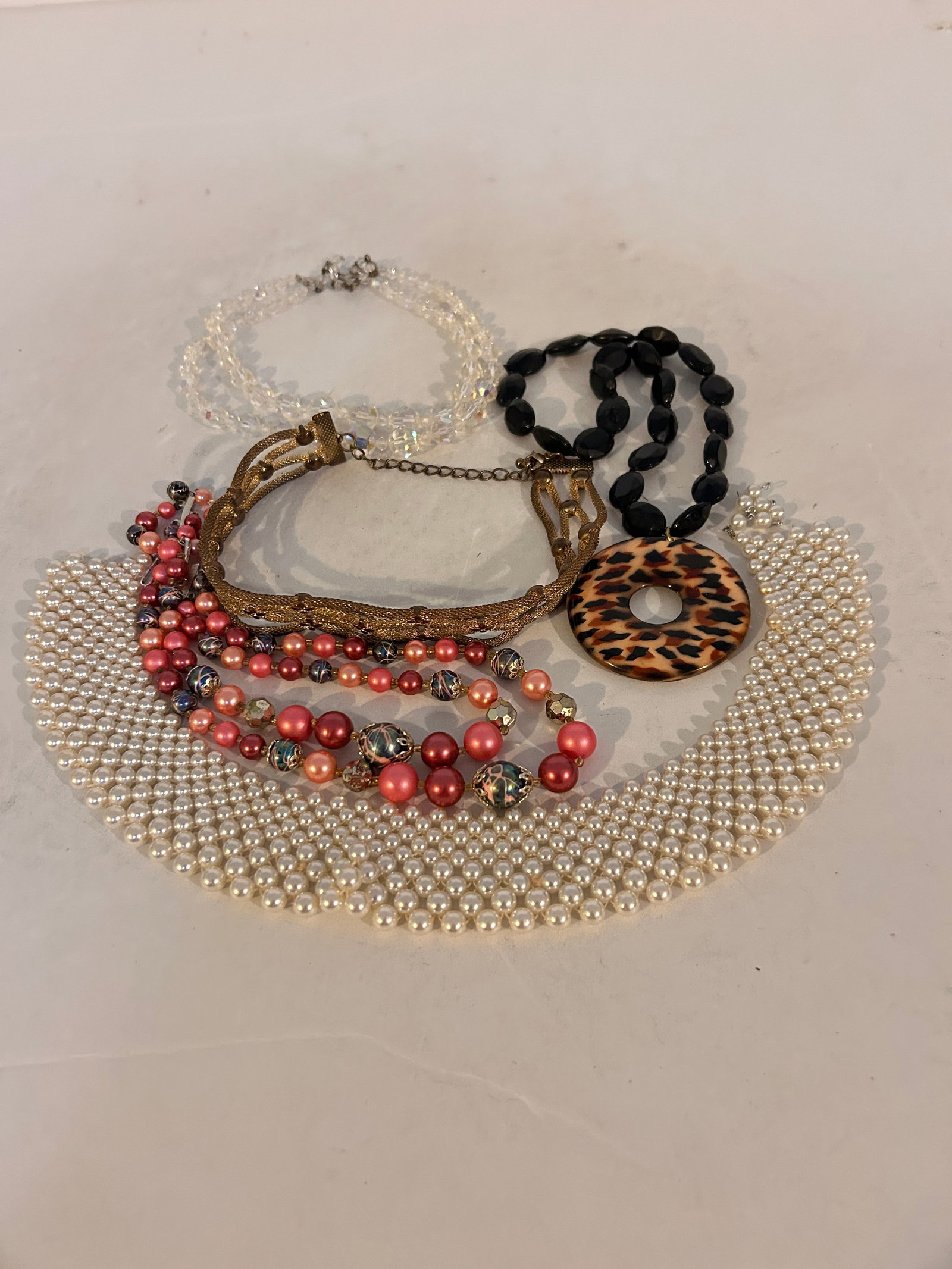 Vintage Lot of 5 Necklaces: Vintage Lot of 5 Necklaces