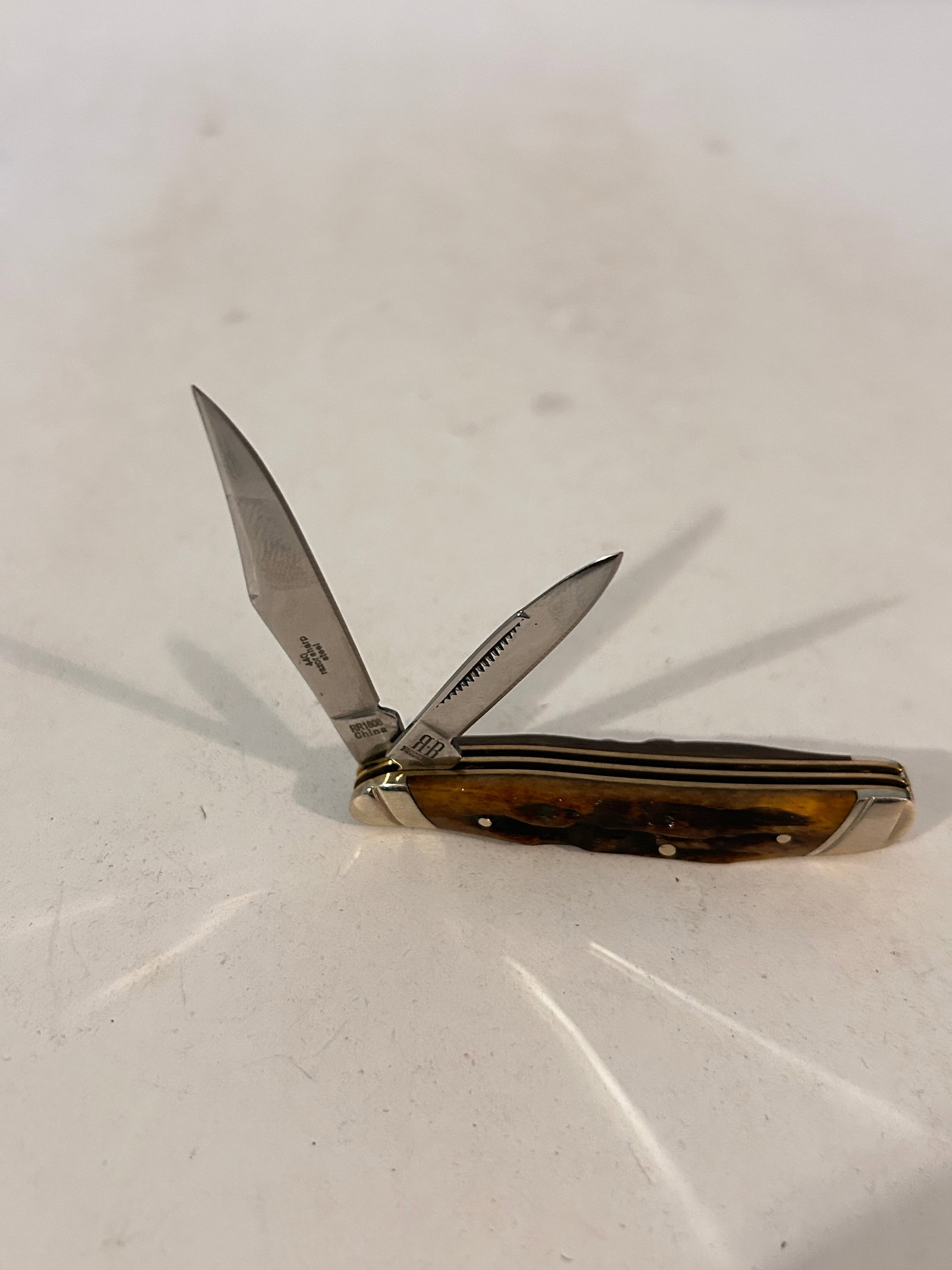 Vintage Rough Rider 2 Blade 1808 Pocket Knife: Vintage Rough Rider 2 Blade 1808 Pocket Knife Please view all photos as they are part of the description and condition of this Item, Feel free to contact me with questions or picture requests! Used It