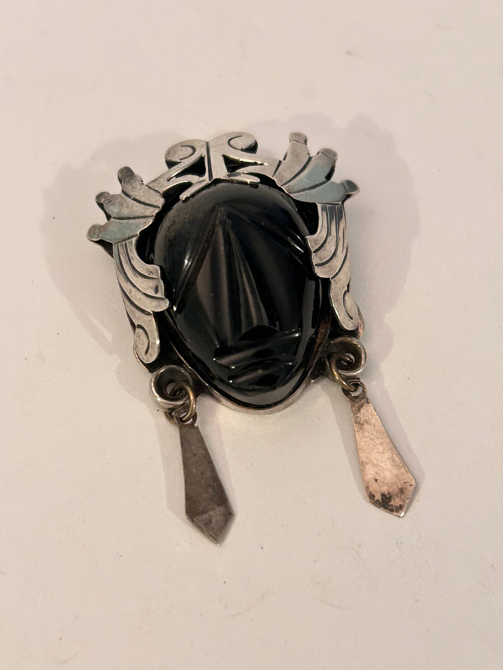 Sterling 925 Taxco Silver Mayan Mask Aztec Warrior Pin Brooch Pendant: Sterling 925 Taxco Silver Mayan Mask Aztec Warrior Pin Brooch Pendant Please view all photos as they are part of the description and condition of this Item, Feel free to contact me with questions or p