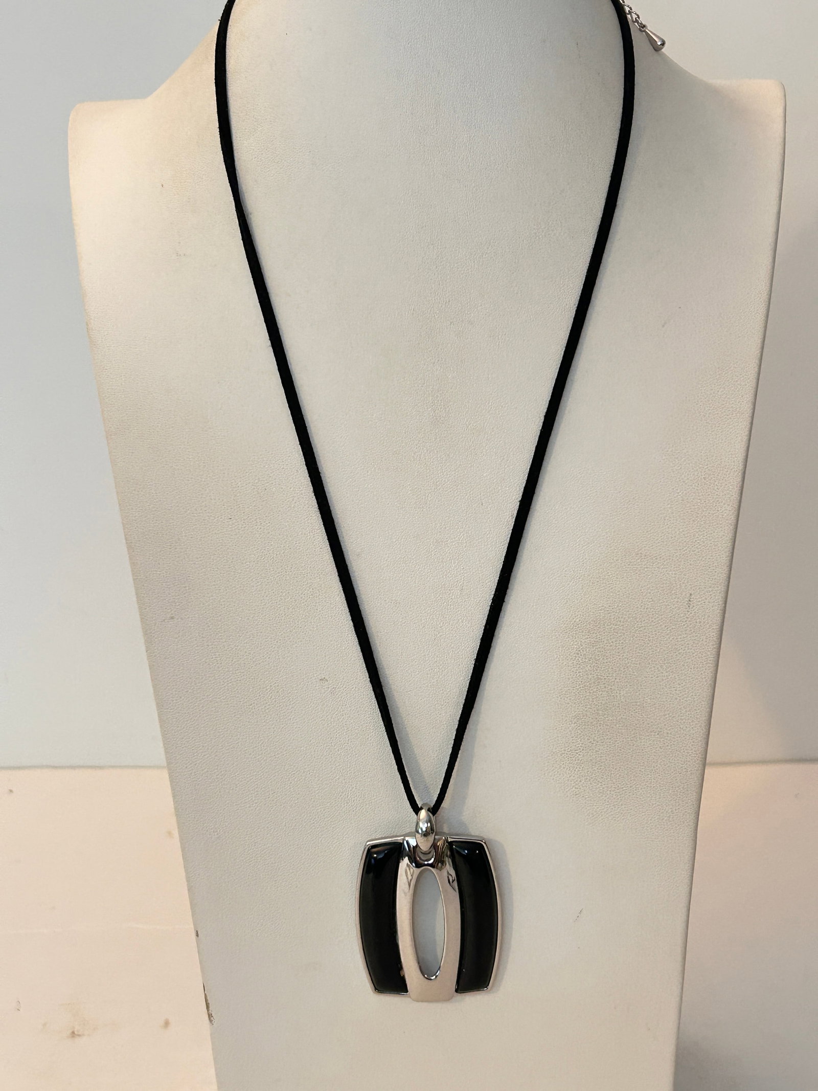 Vintage Lia Sophia Necklace Sz 26" (1 of 5)