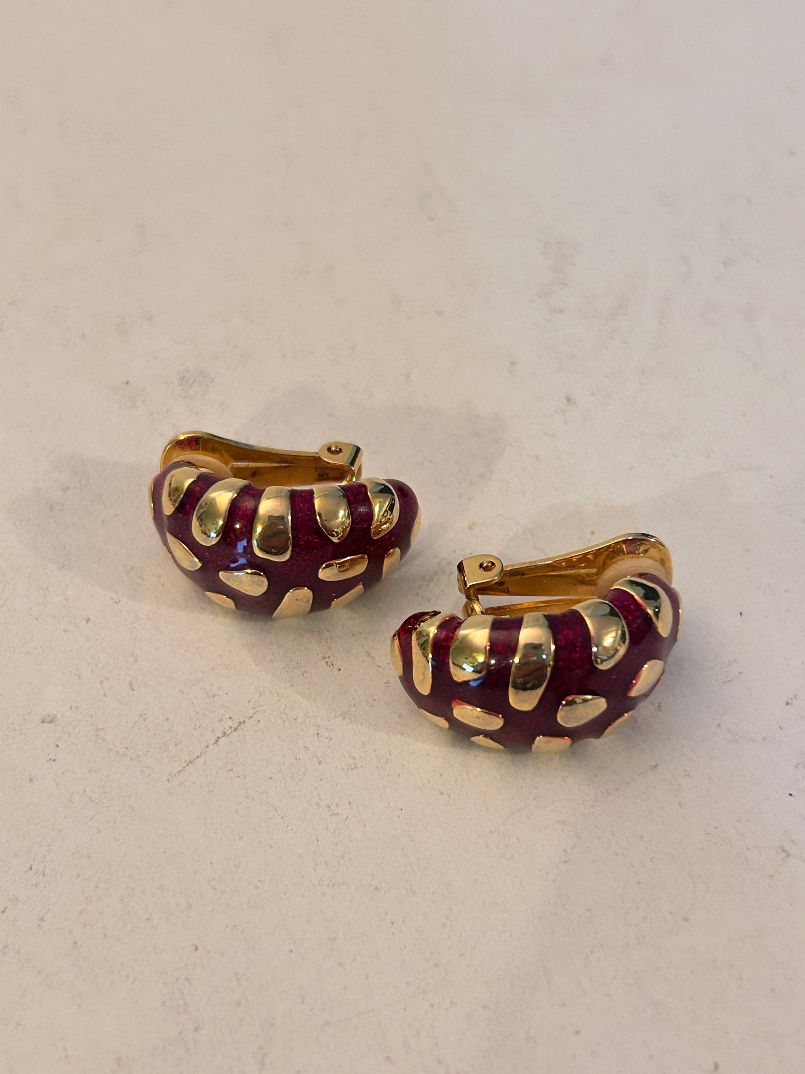 Vintage J.Graziano Gold Tone Red enamel Earrings (1 of 4)