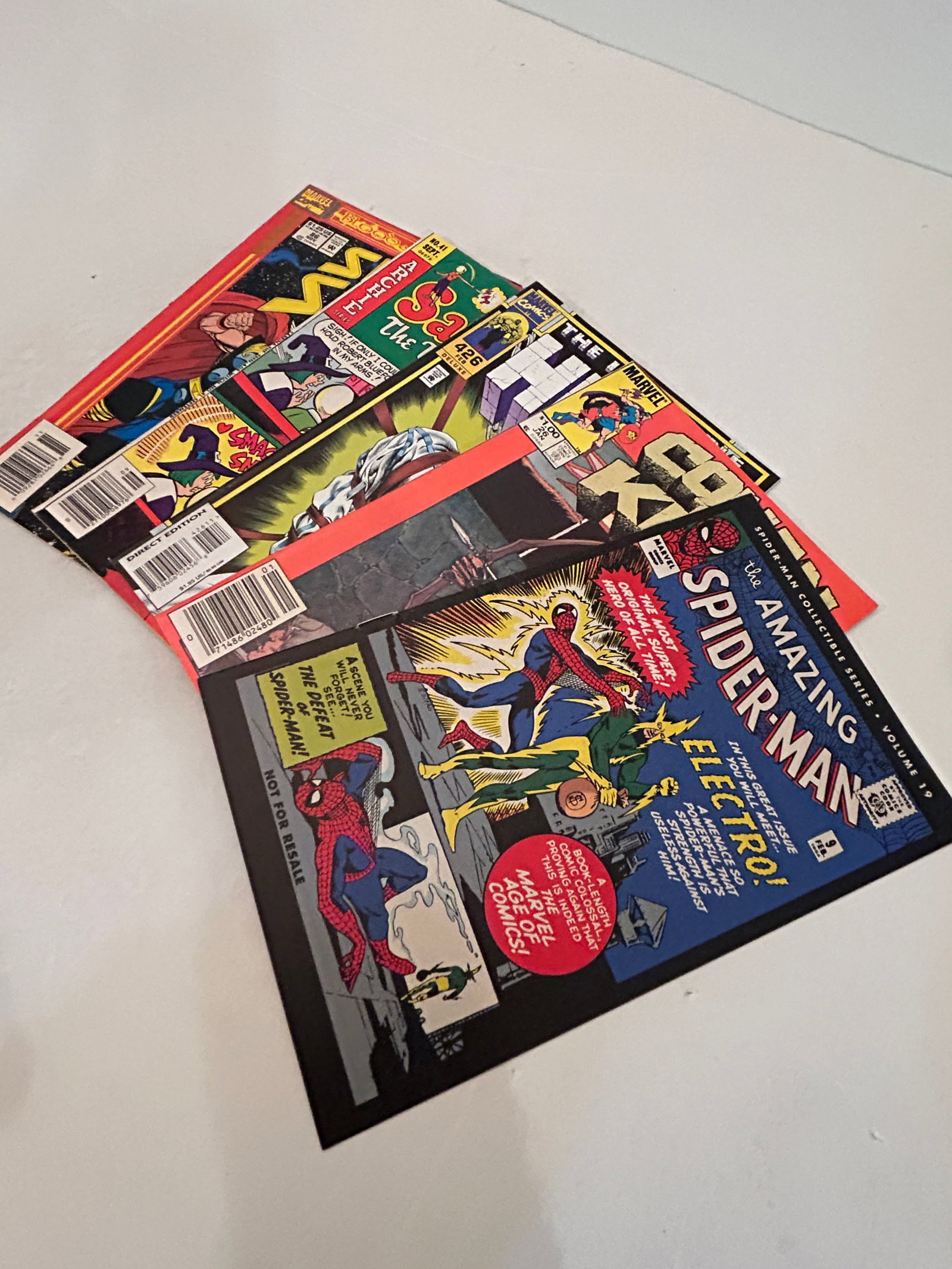 Vintage lot of 5 Comics (1 of 12)