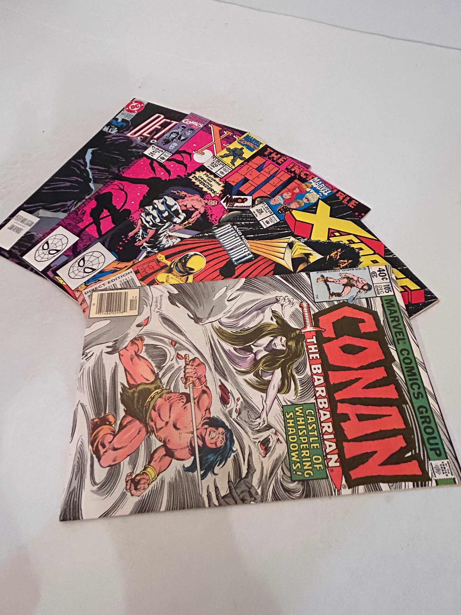 Vintage lot of 5 Comics: Vintage lot of 5 Comics Please view all photos as they are part of the description and condition of this Item, Feel free to contact me with questions or picture requests! Used Item AS IS