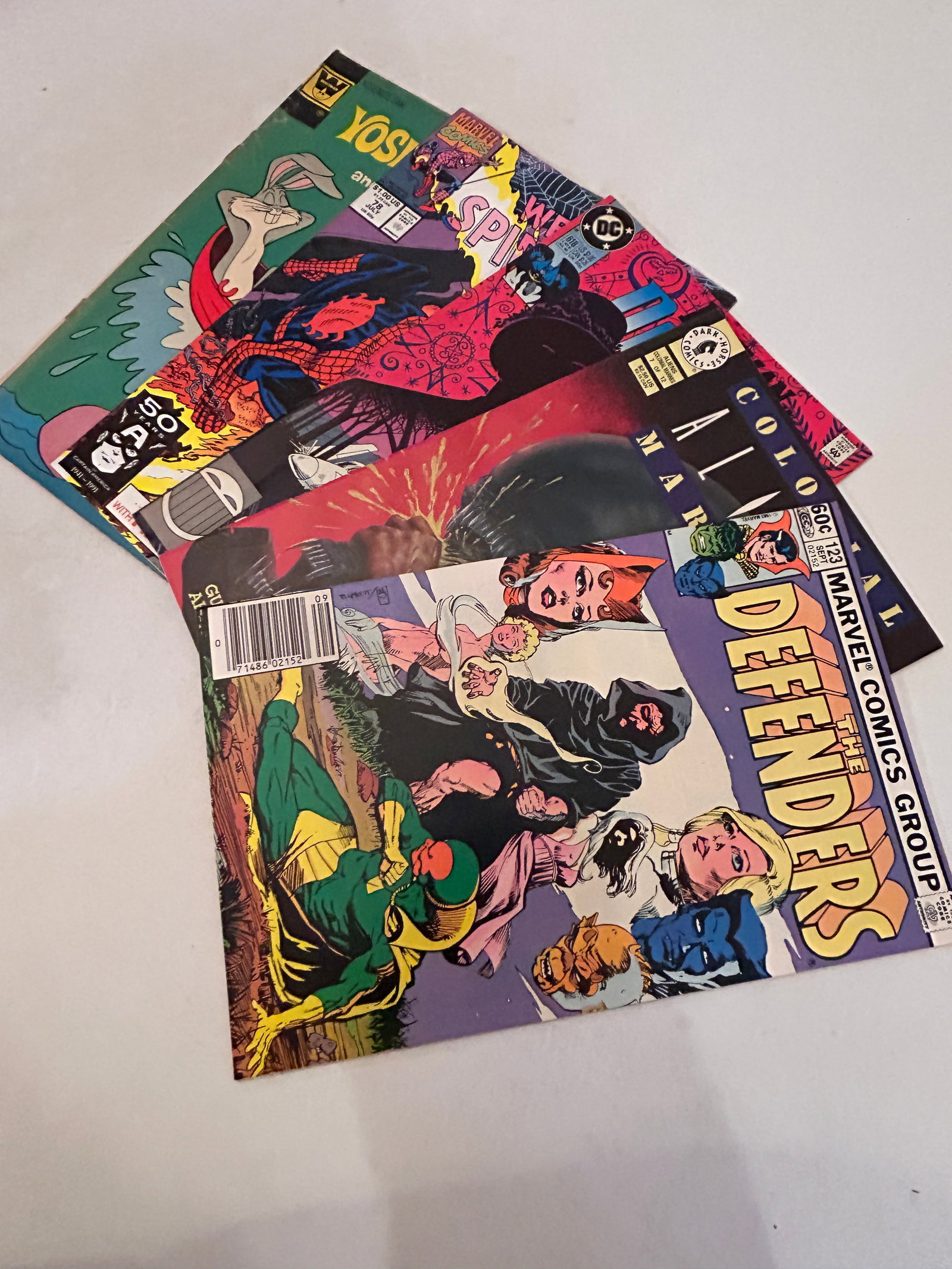 Vintage lot of 5 Comics: Vintage lot of 5 Comics Please view all photos as they are part of the description and condition of this Item, Feel free to contact me with questions or picture requests! Used Item AS IS