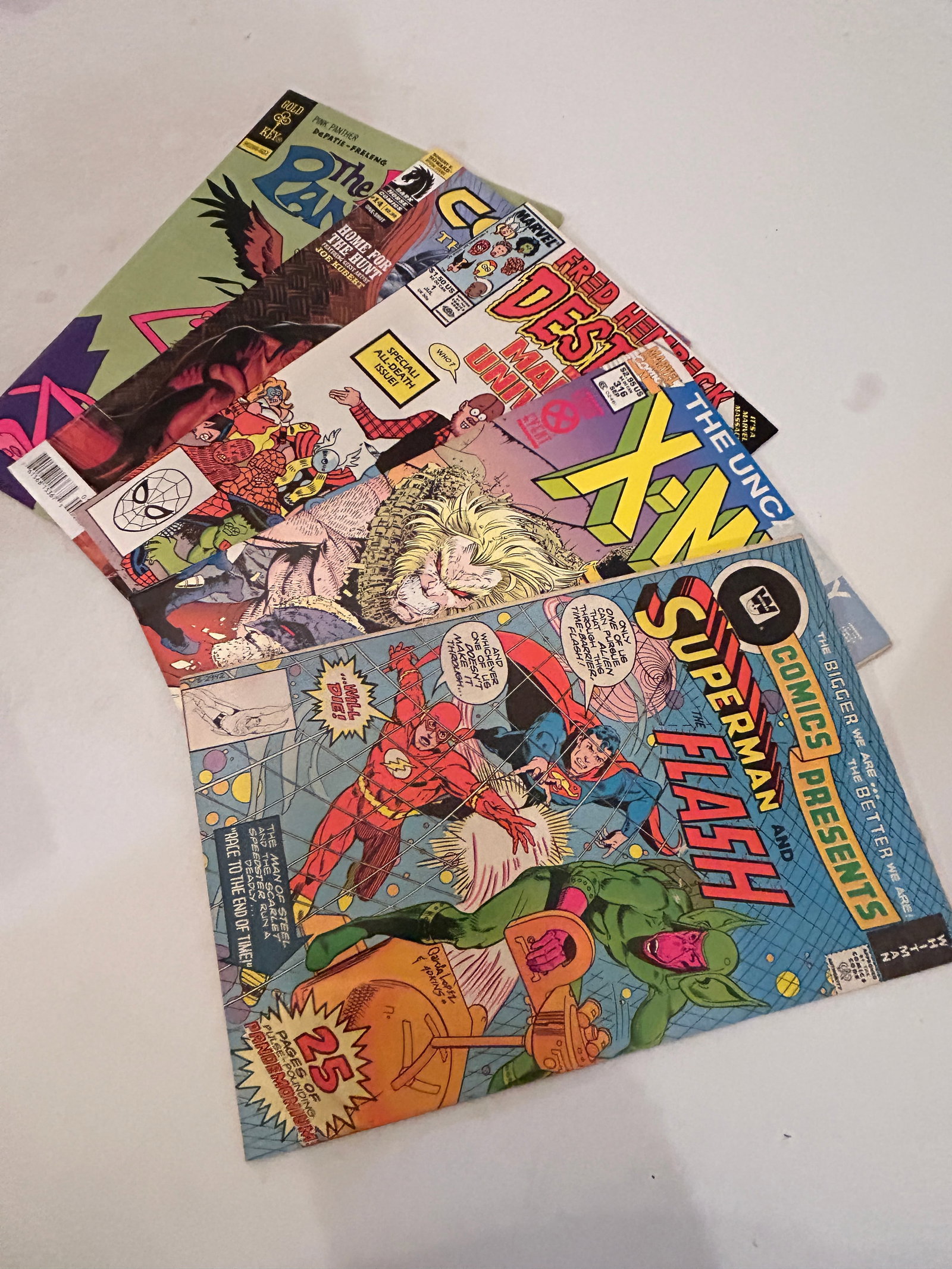 Vintage lot of 5 Comics: Vintage lot of 5 Comics Please view all photos as they are part of the description and condition of this Item, Feel free to contact me with questions or picture requests! Used Item AS IS